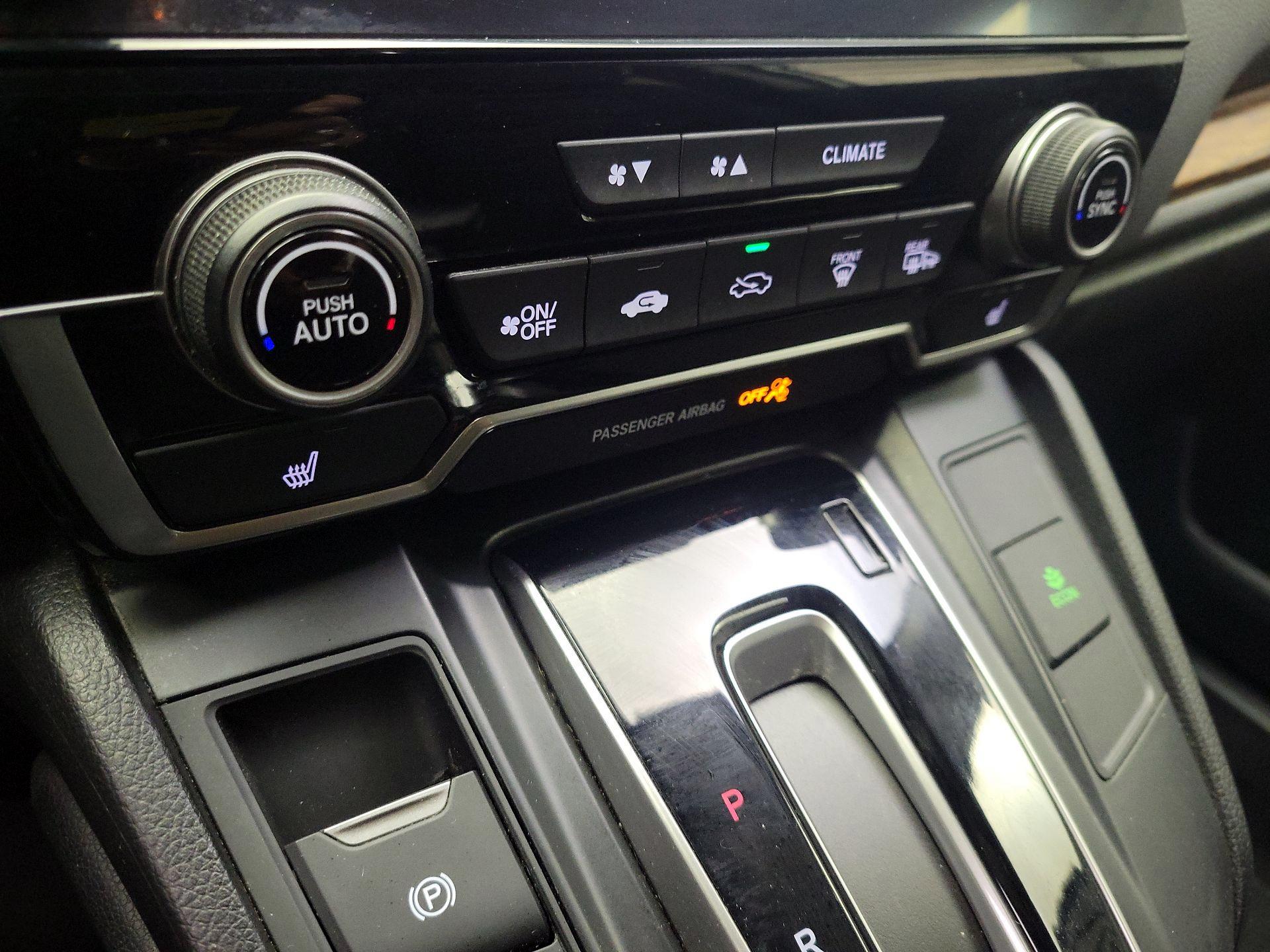 Thumbnail: 2018 Honda CR-V - 17