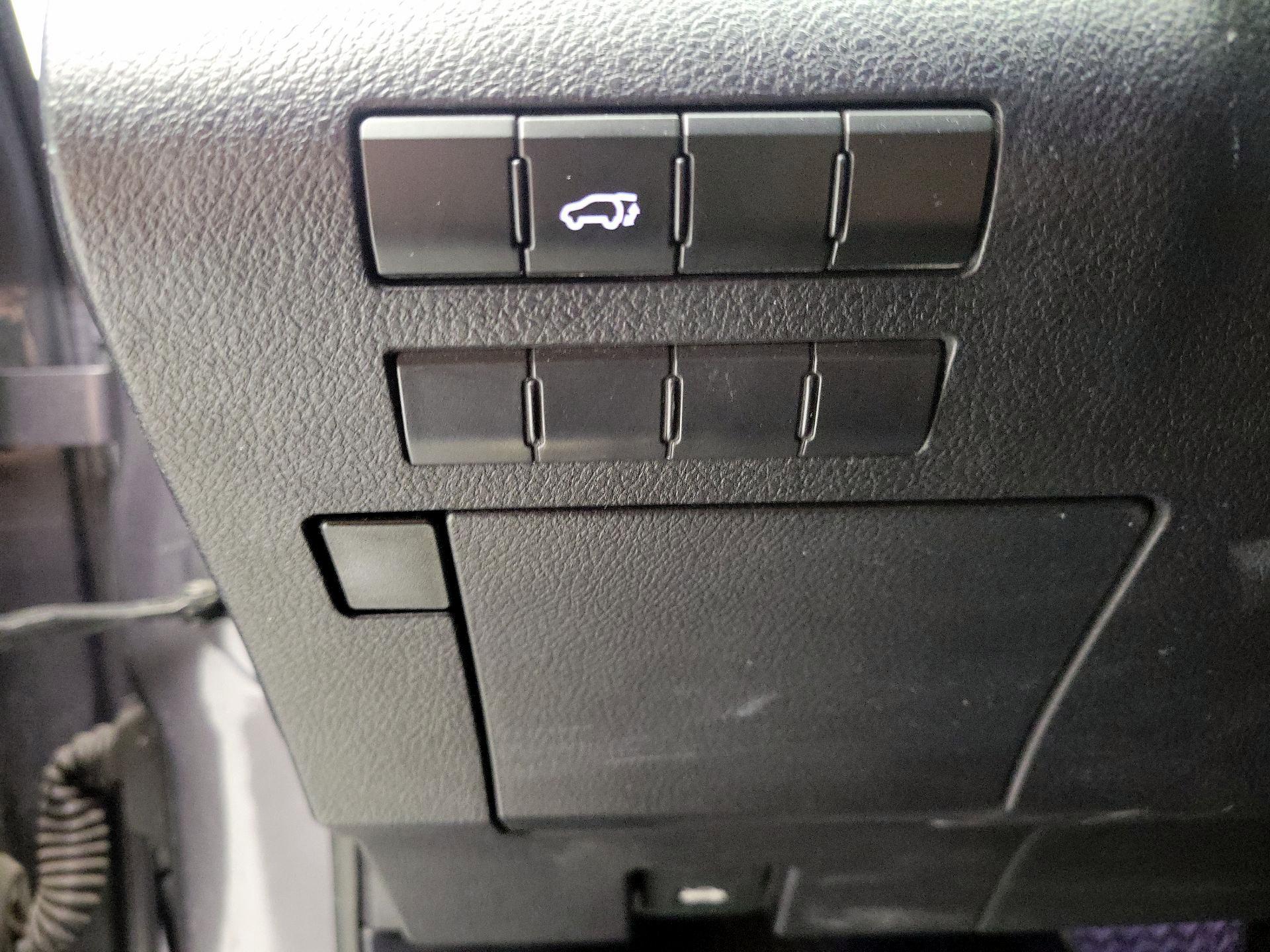 Thumbnail: 2016 Lexus RX - 13