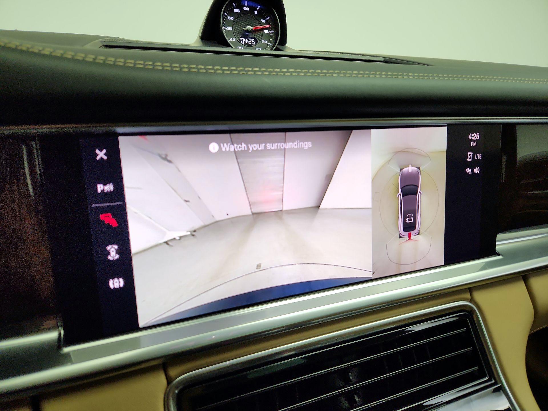 Thumbnail: 2022 Porsche Panamera - 15