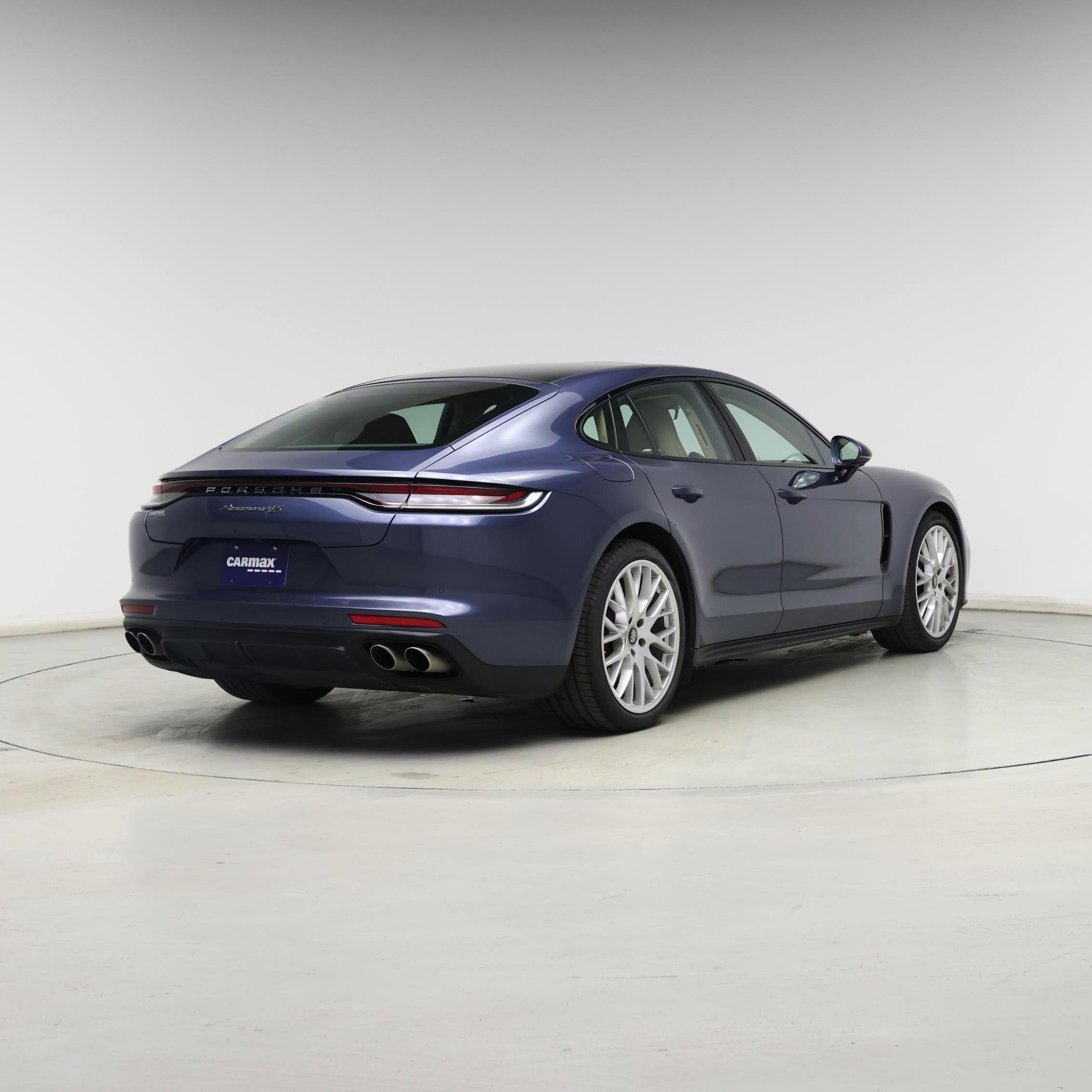 Thumbnail: 2022 Porsche Panamera - 8