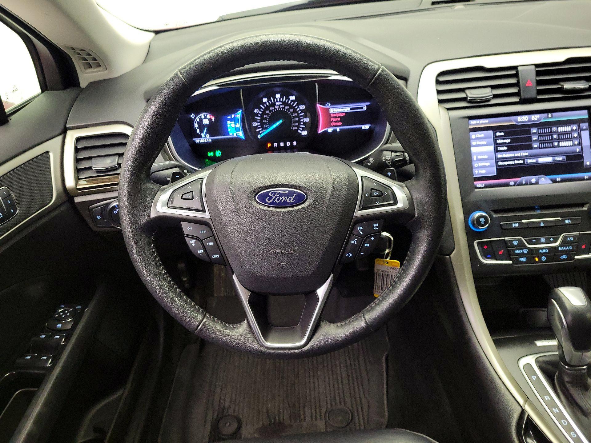 Thumbnail: 2016 Ford Fusion - 10