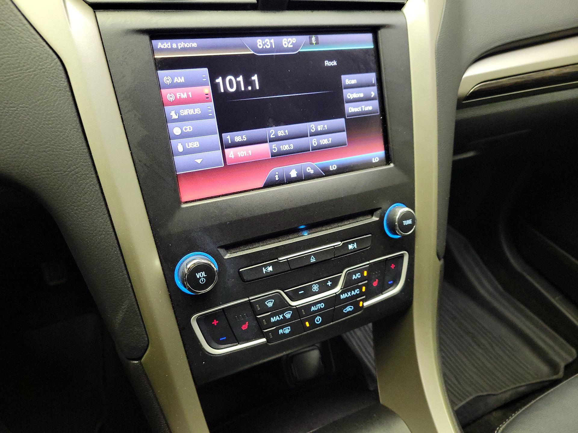 Thumbnail: 2016 Ford Fusion - 16