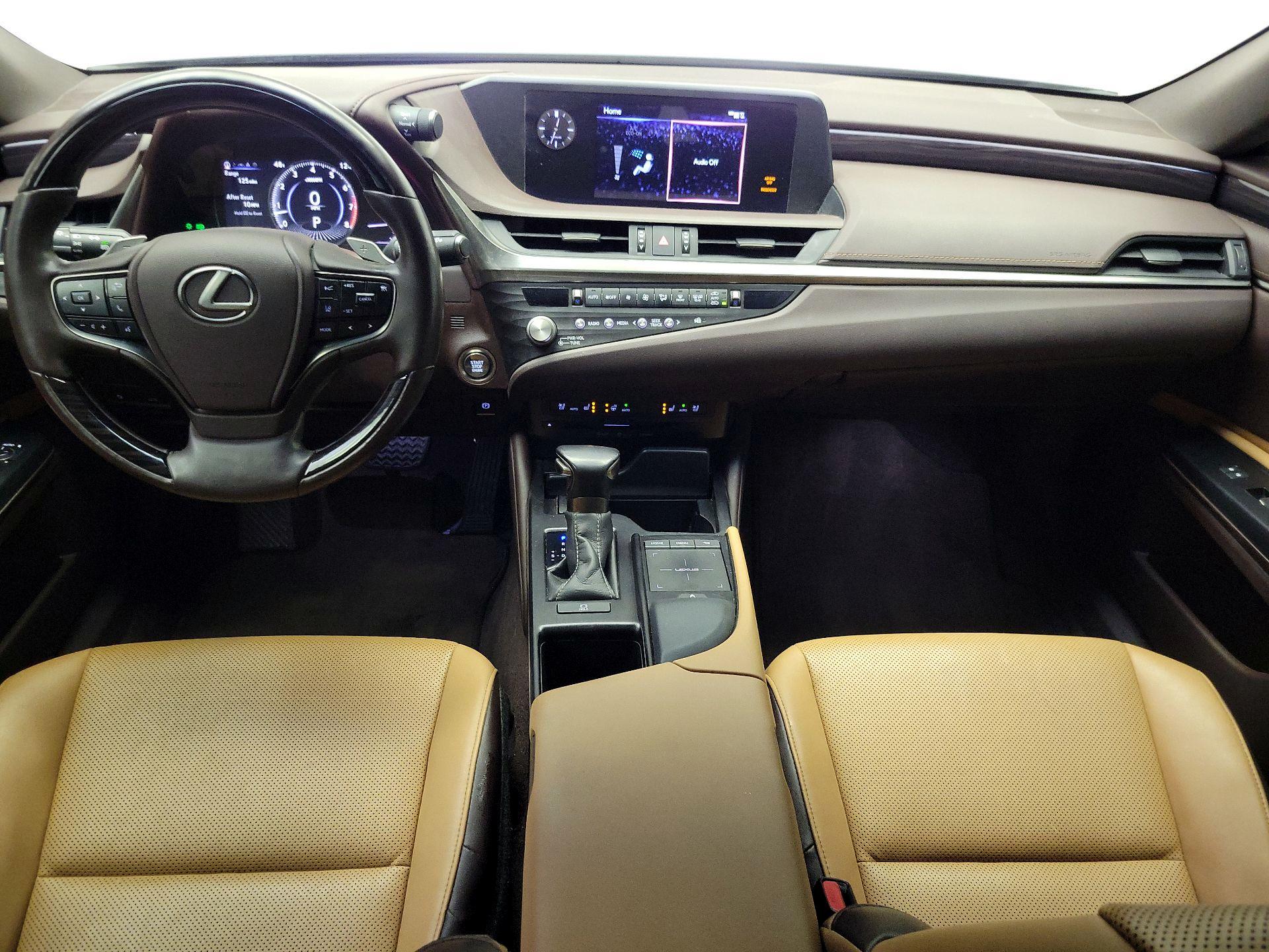 Thumbnail: 2021 Lexus ES - 9