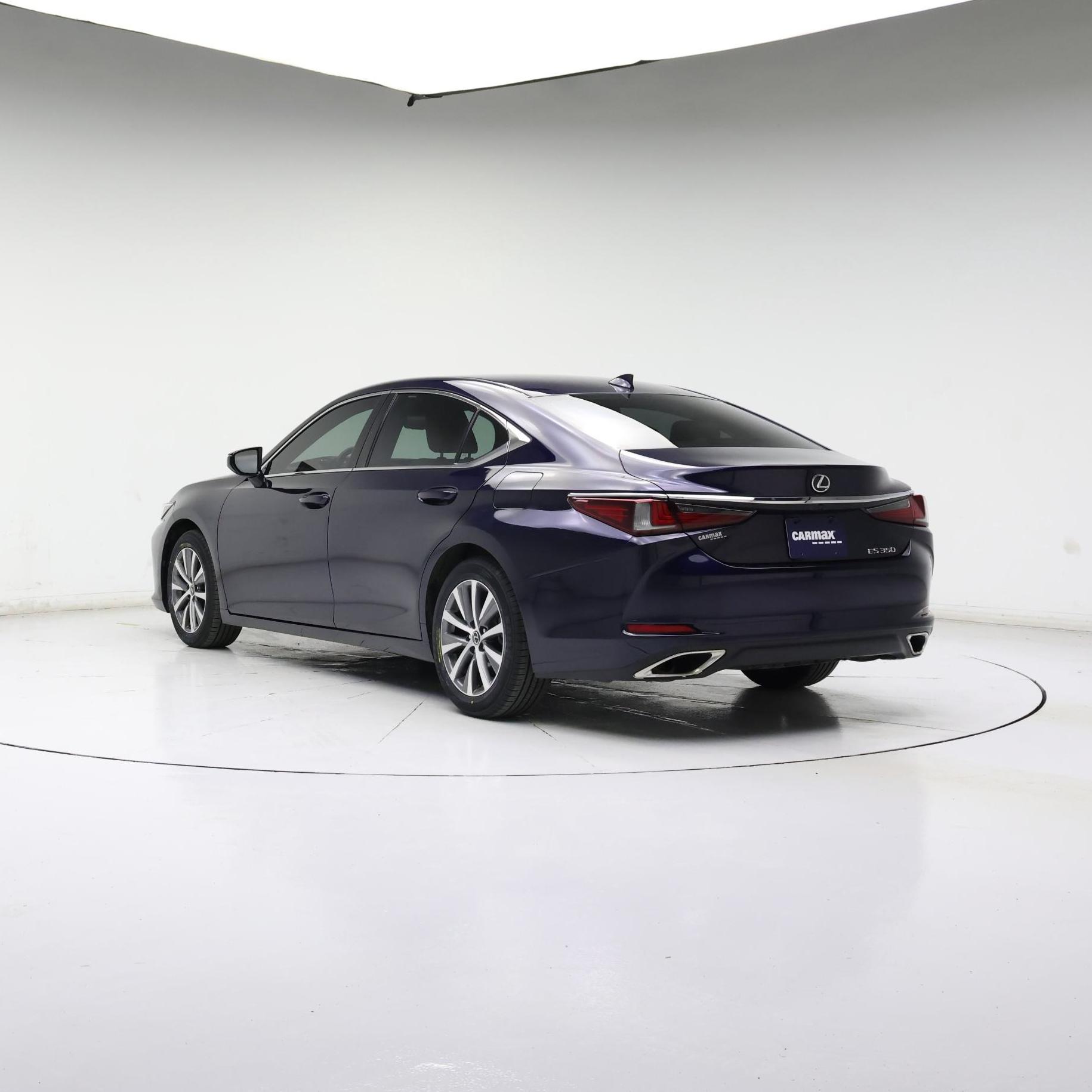 Thumbnail: 2021 Lexus ES - 2