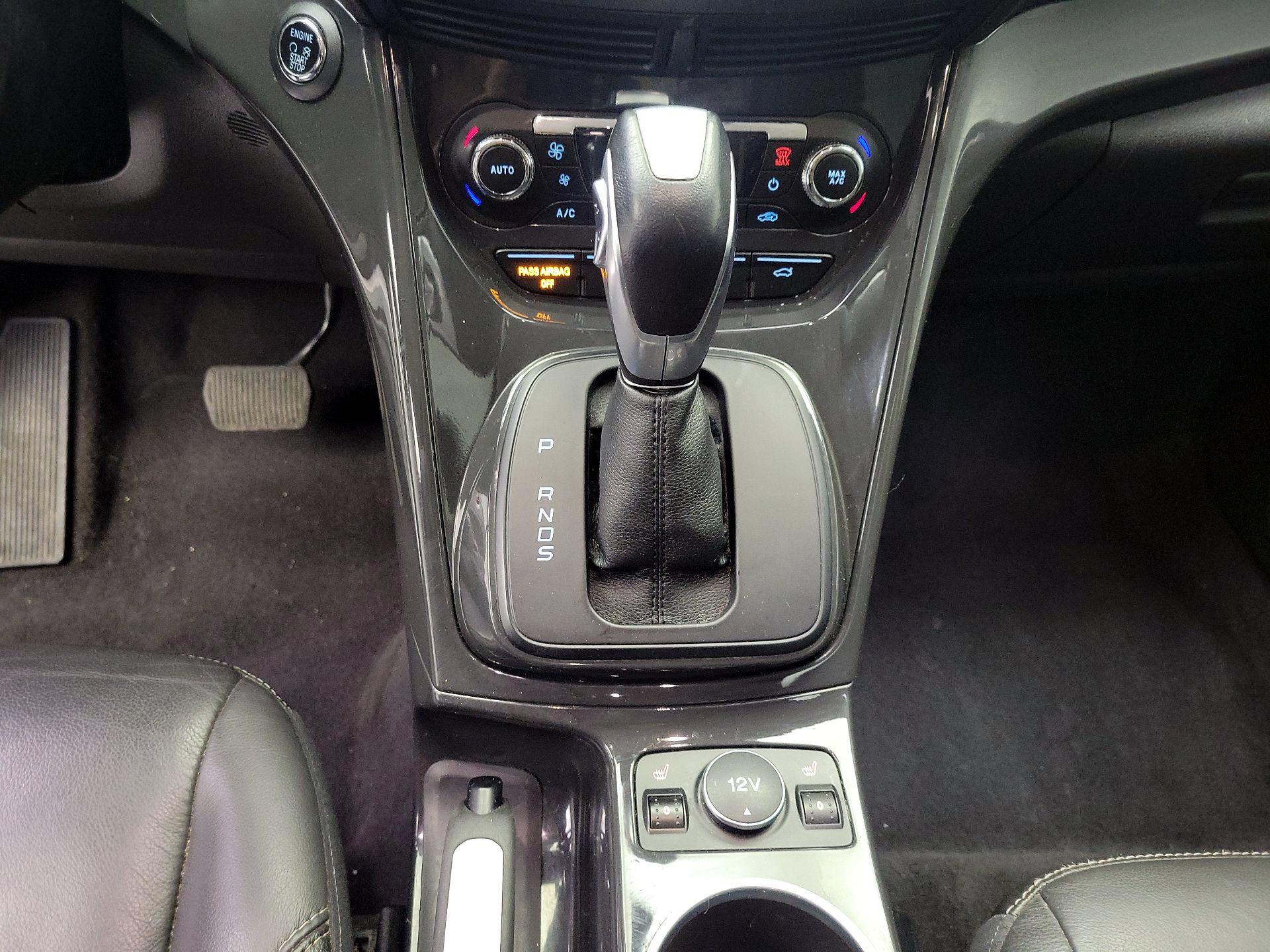 Thumbnail: 2015 Ford Escape - 17