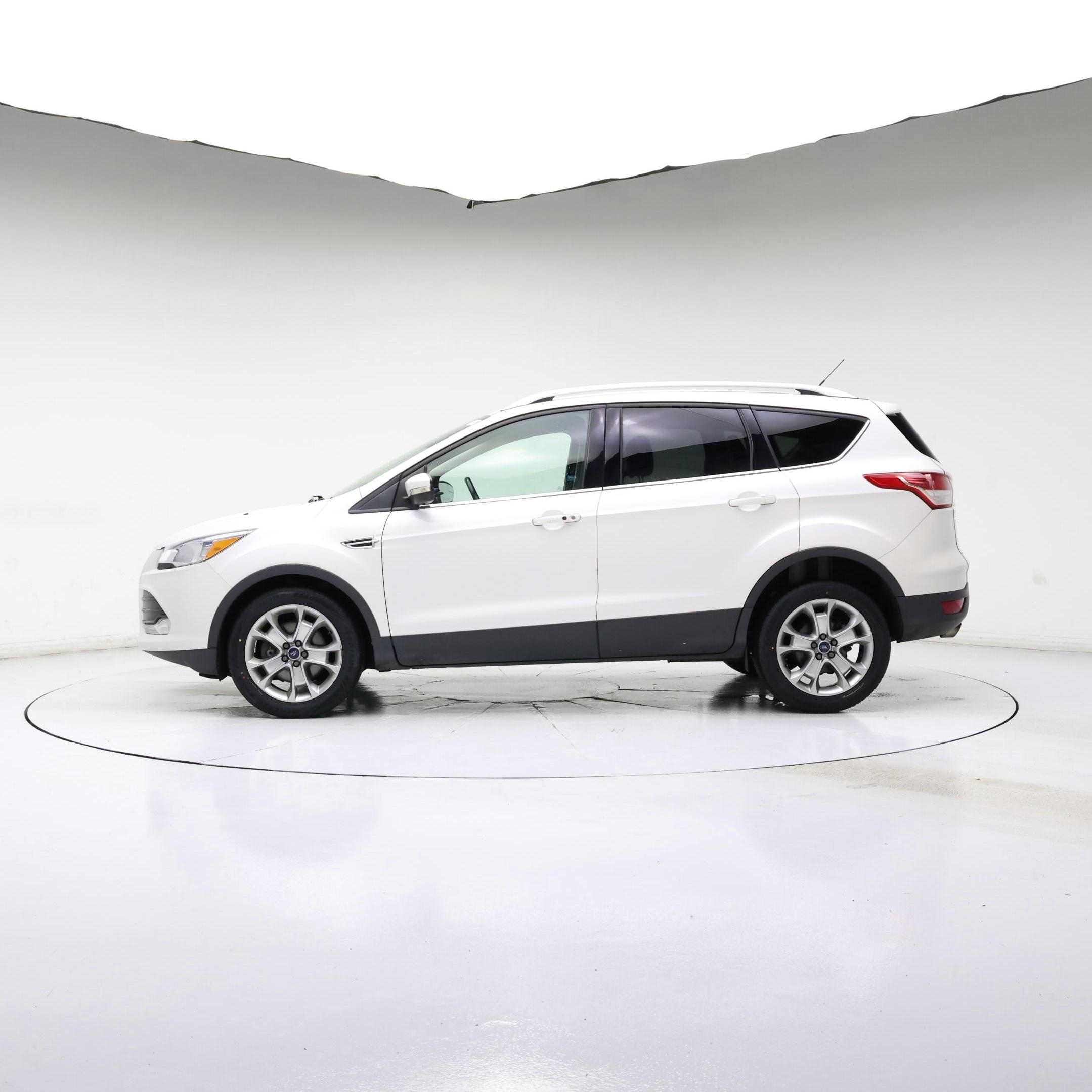 Thumbnail: 2015 Ford Escape - 3