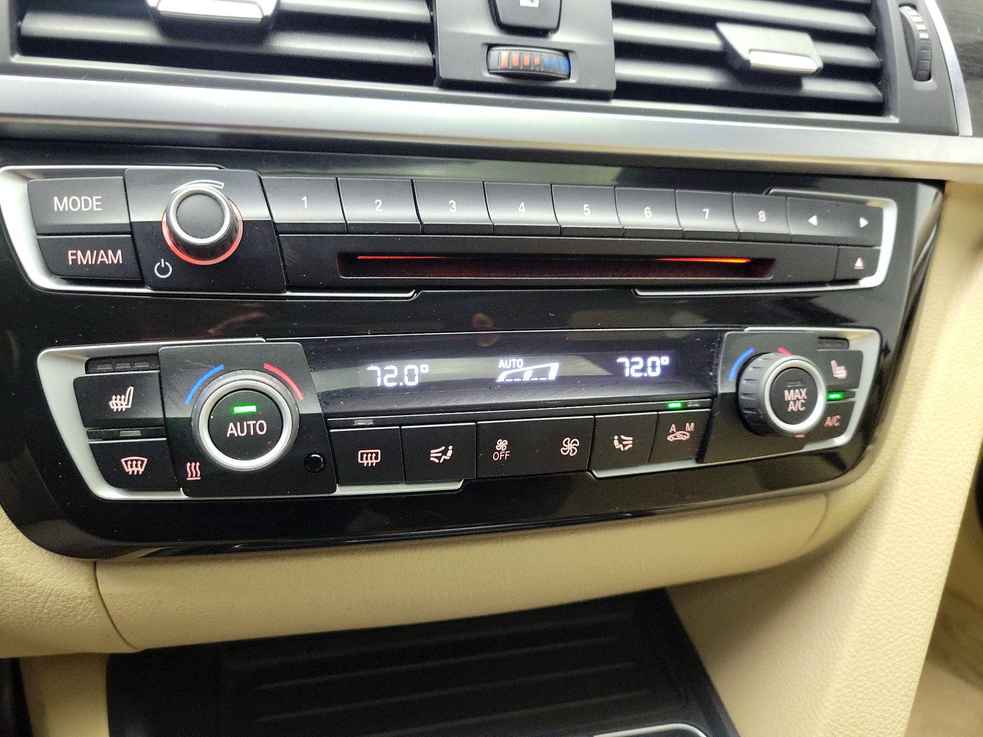 Thumbnail: 2016 BMW 3 Series - 15