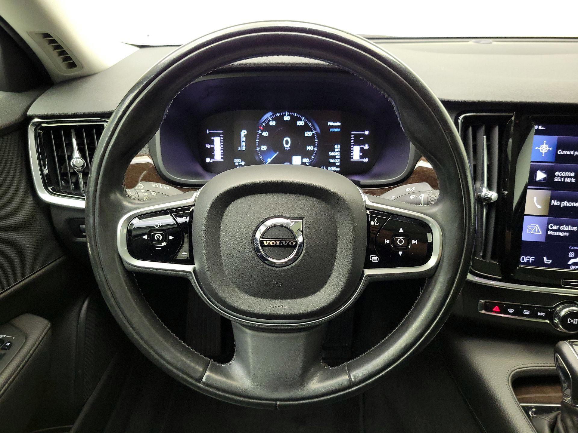 Thumbnail: 2018 Volvo S90 - 10