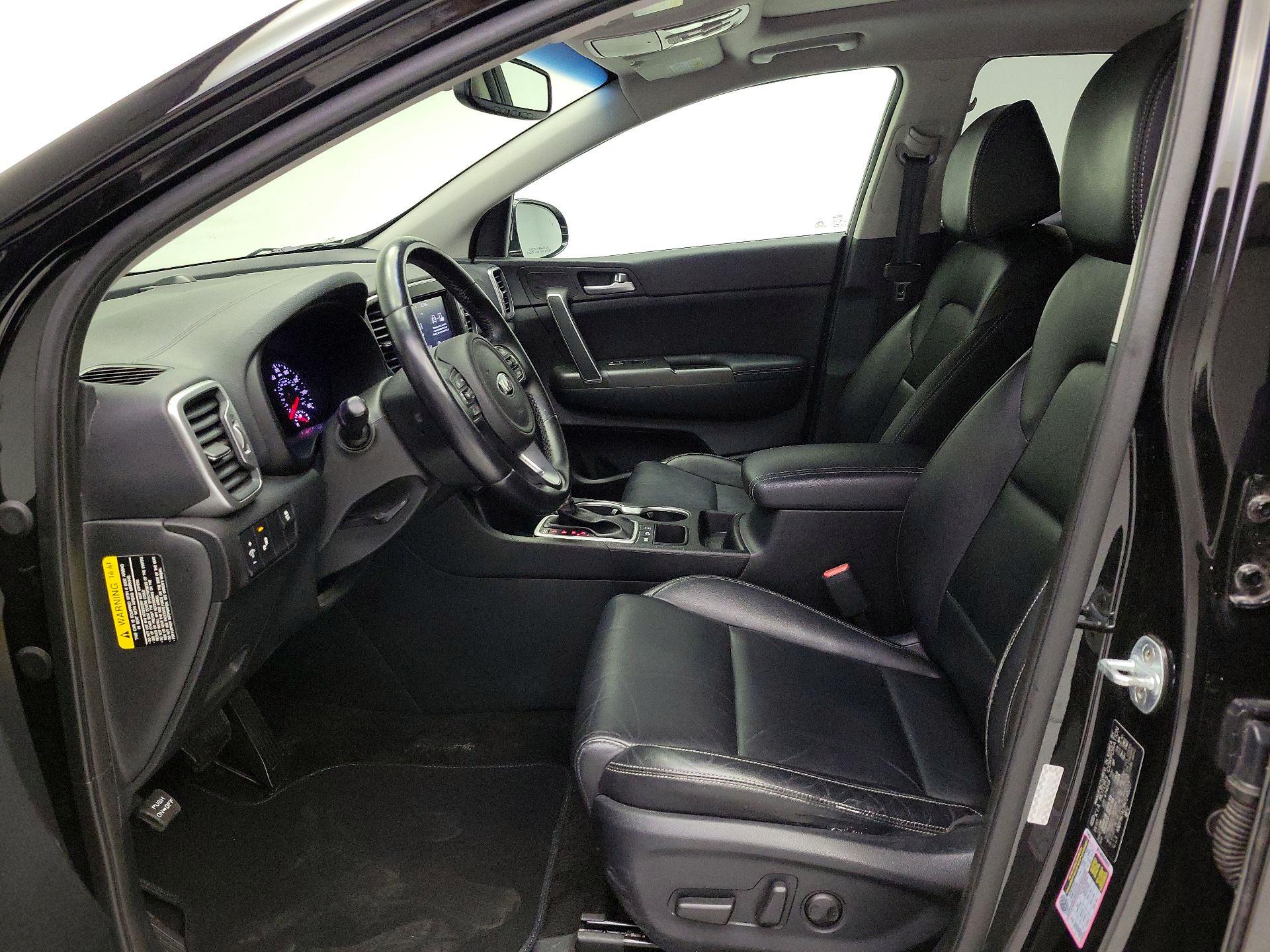 Thumbnail: 2017 Kia Sportage - 11