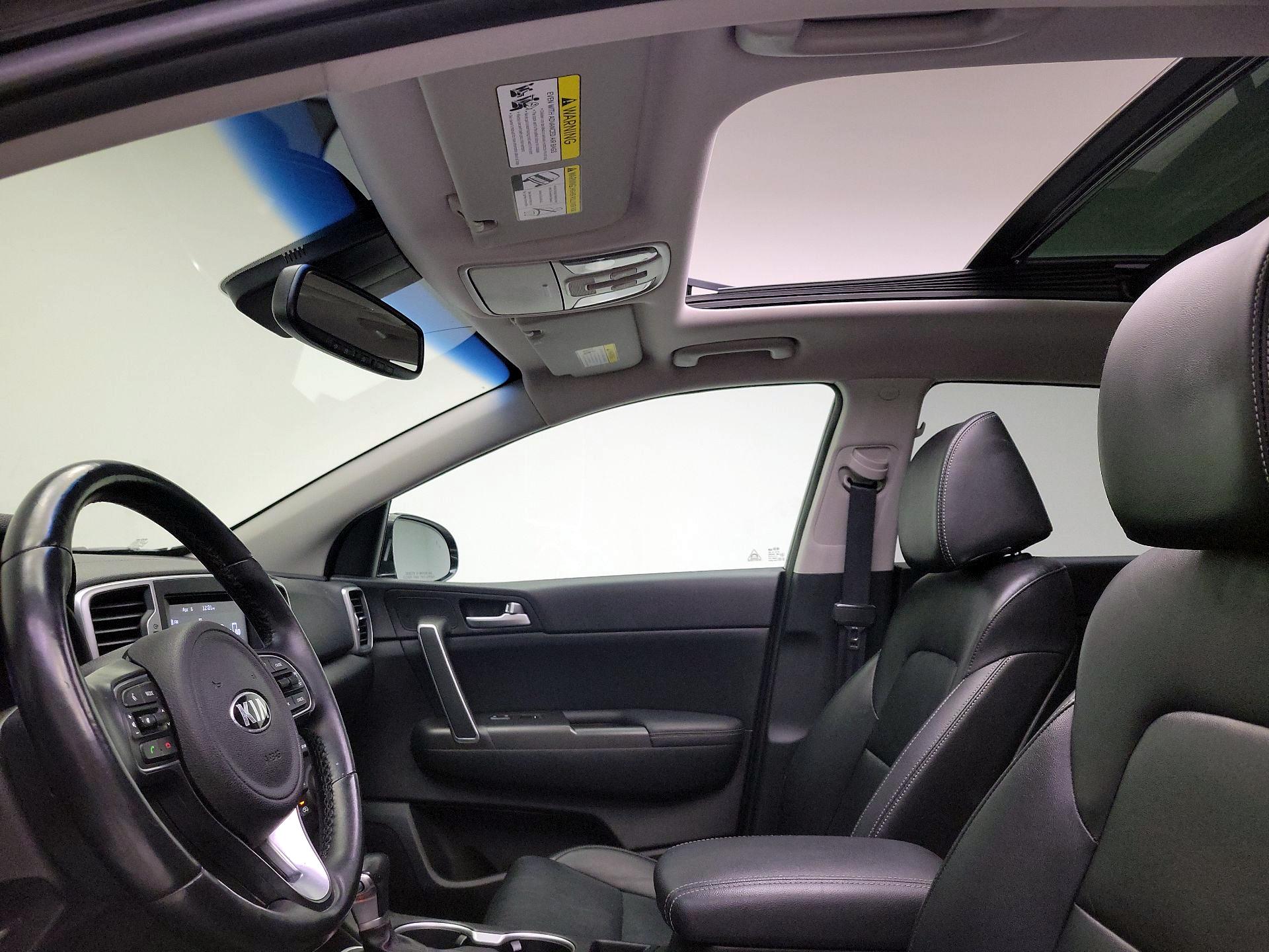 Thumbnail: 2017 Kia Sportage - 18