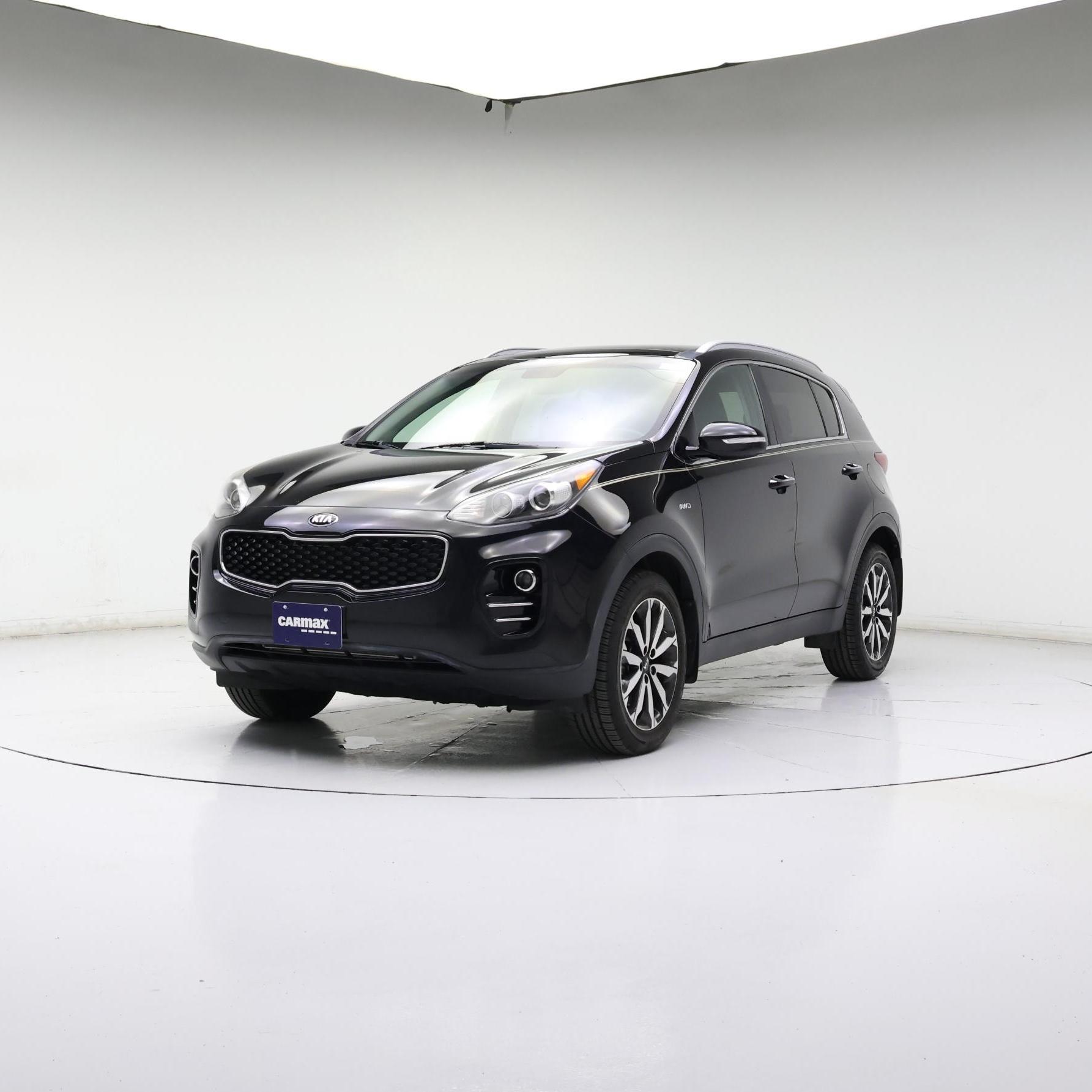 Thumbnail: 2017 Kia Sportage - 4