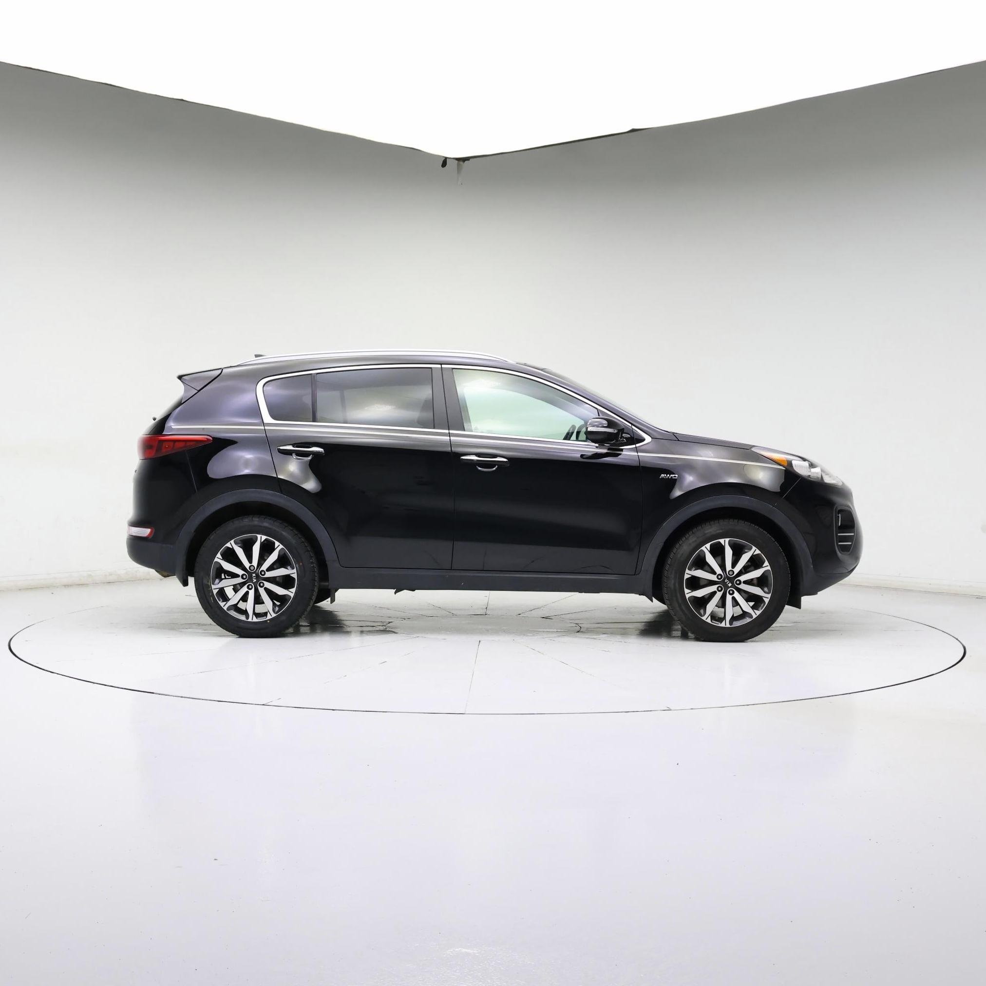 Thumbnail: 2017 Kia Sportage - 7