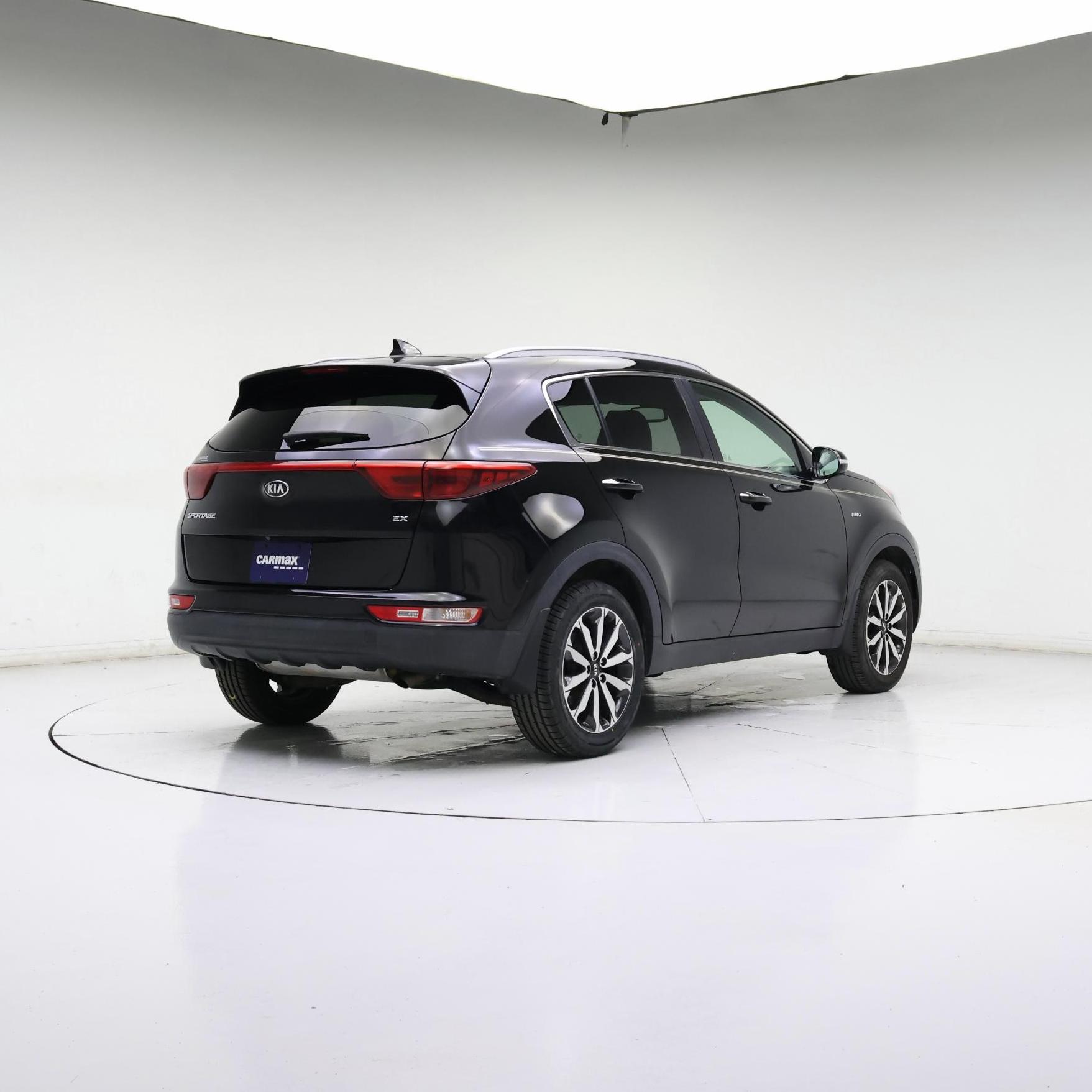 Thumbnail: 2017 Kia Sportage - 8