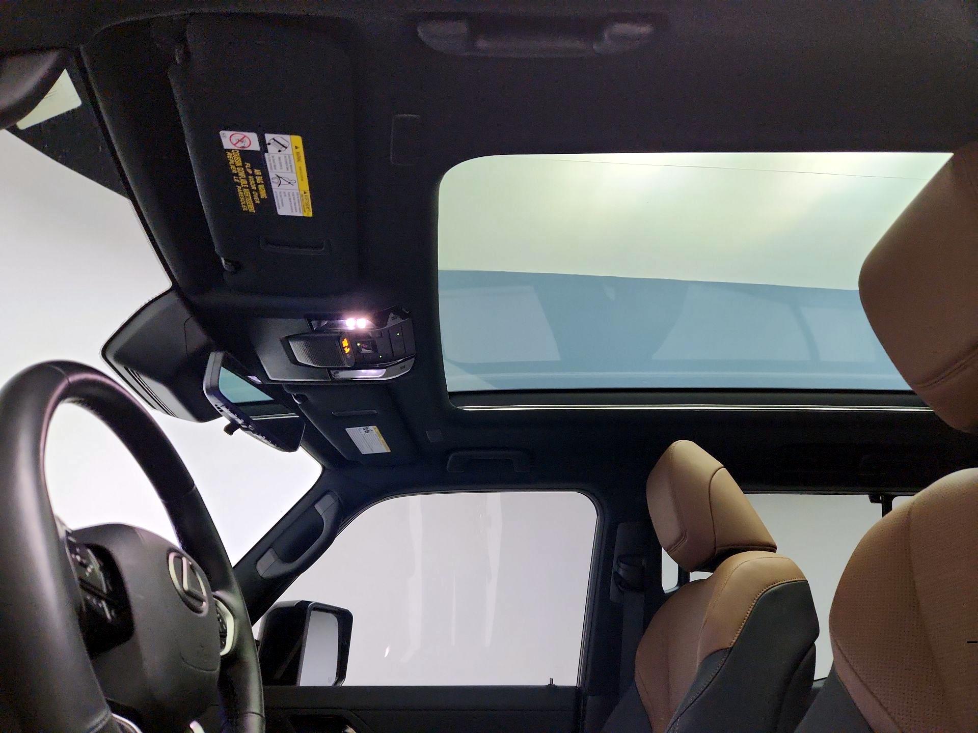 Thumbnail: 2024 Lexus GX - 19