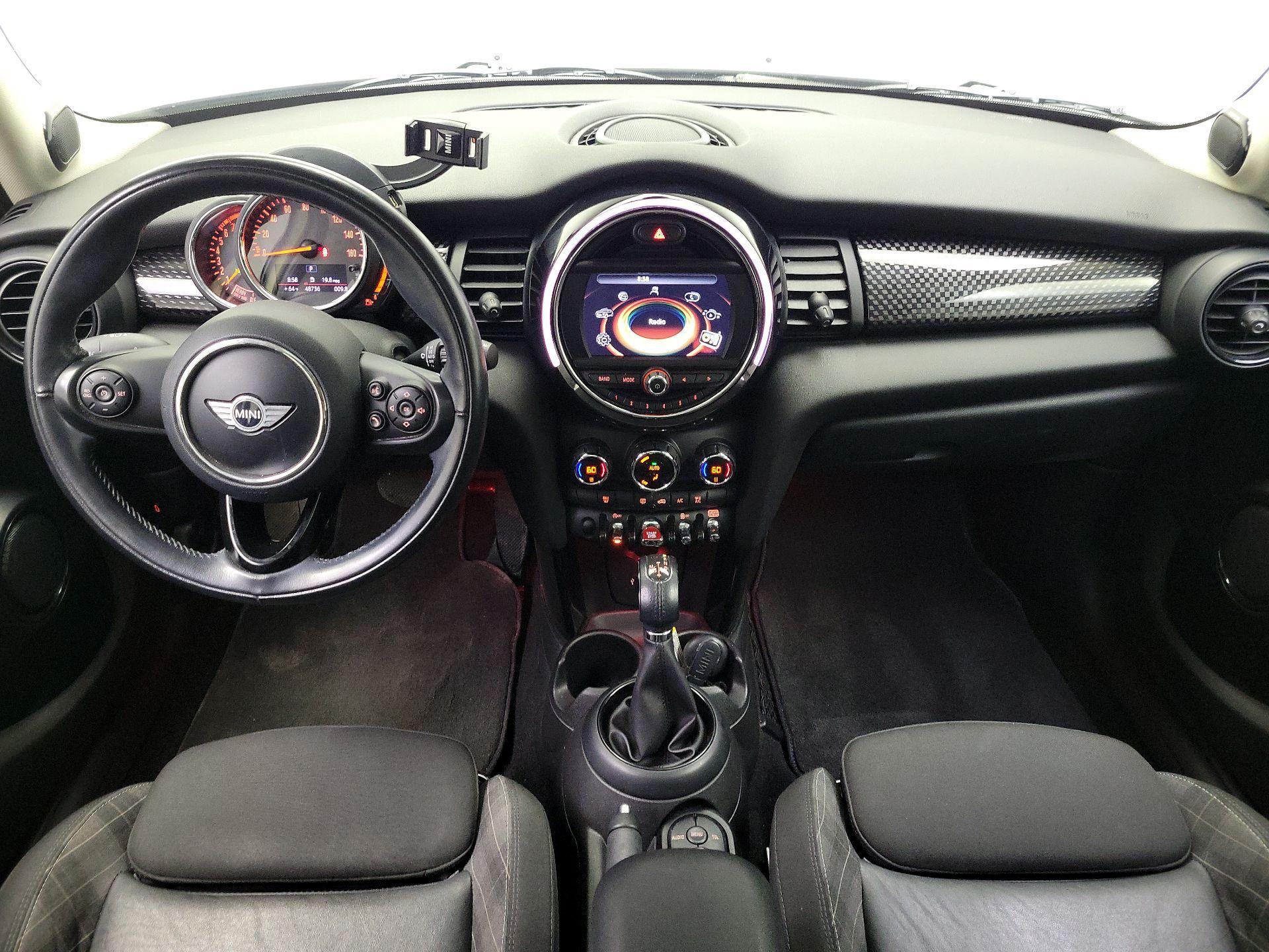 Thumbnail: 2018 MINI Cooper Hardtop - 9