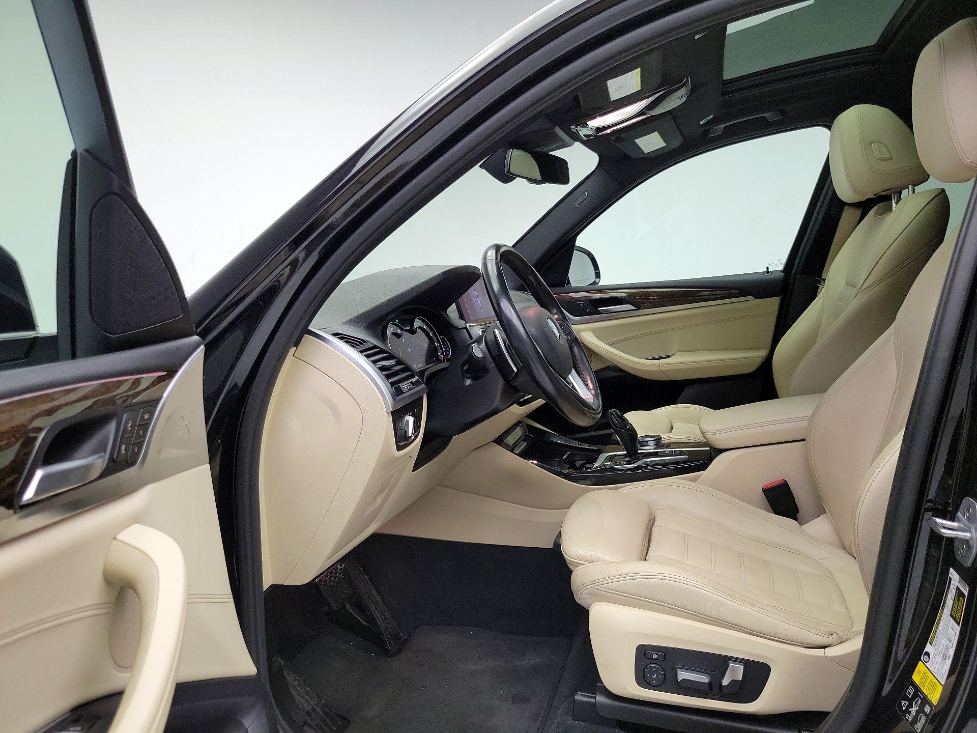 Thumbnail: 2019 BMW X3 - 11