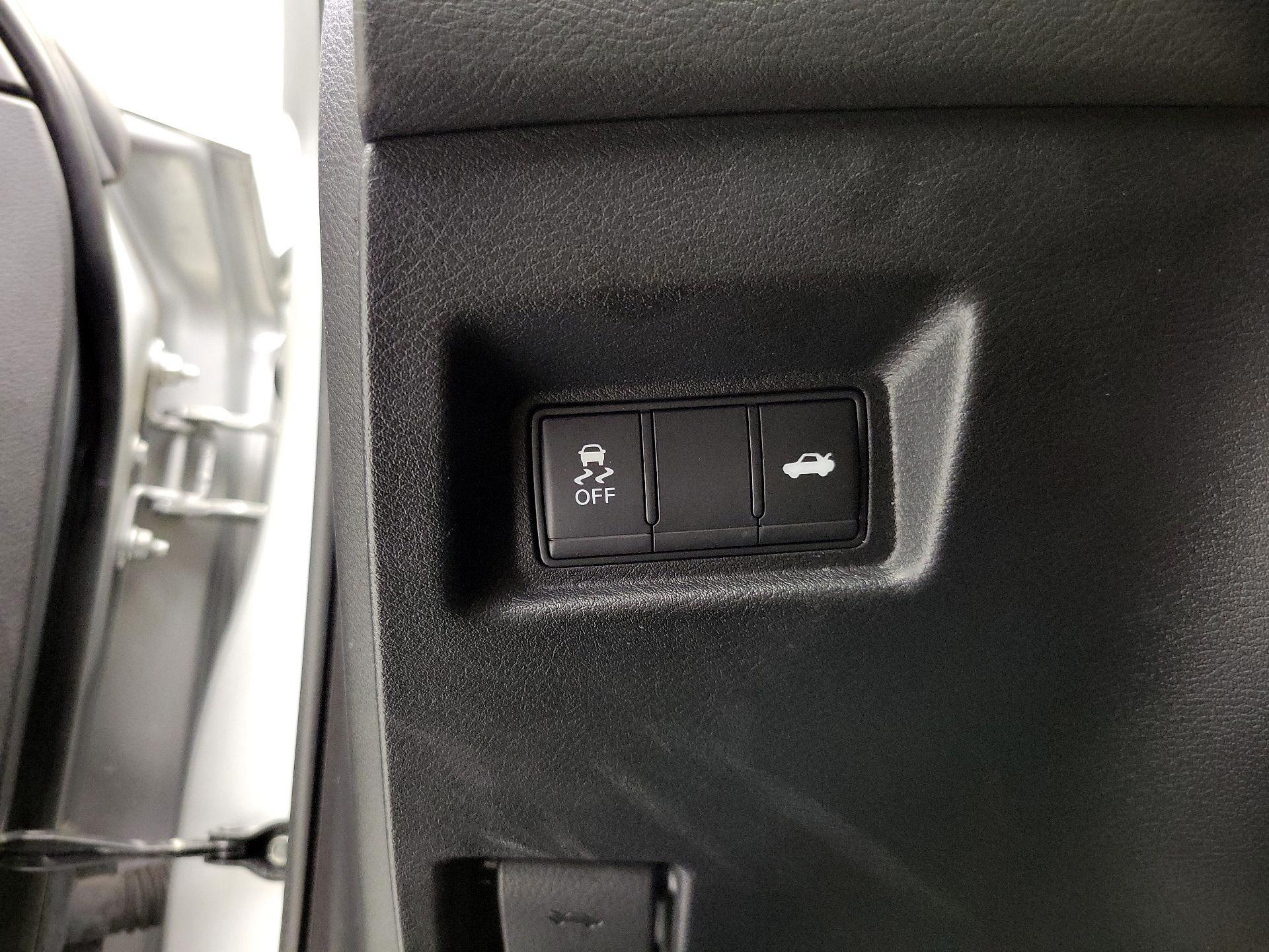 Thumbnail: 2019 INFINITI Q50 - 13