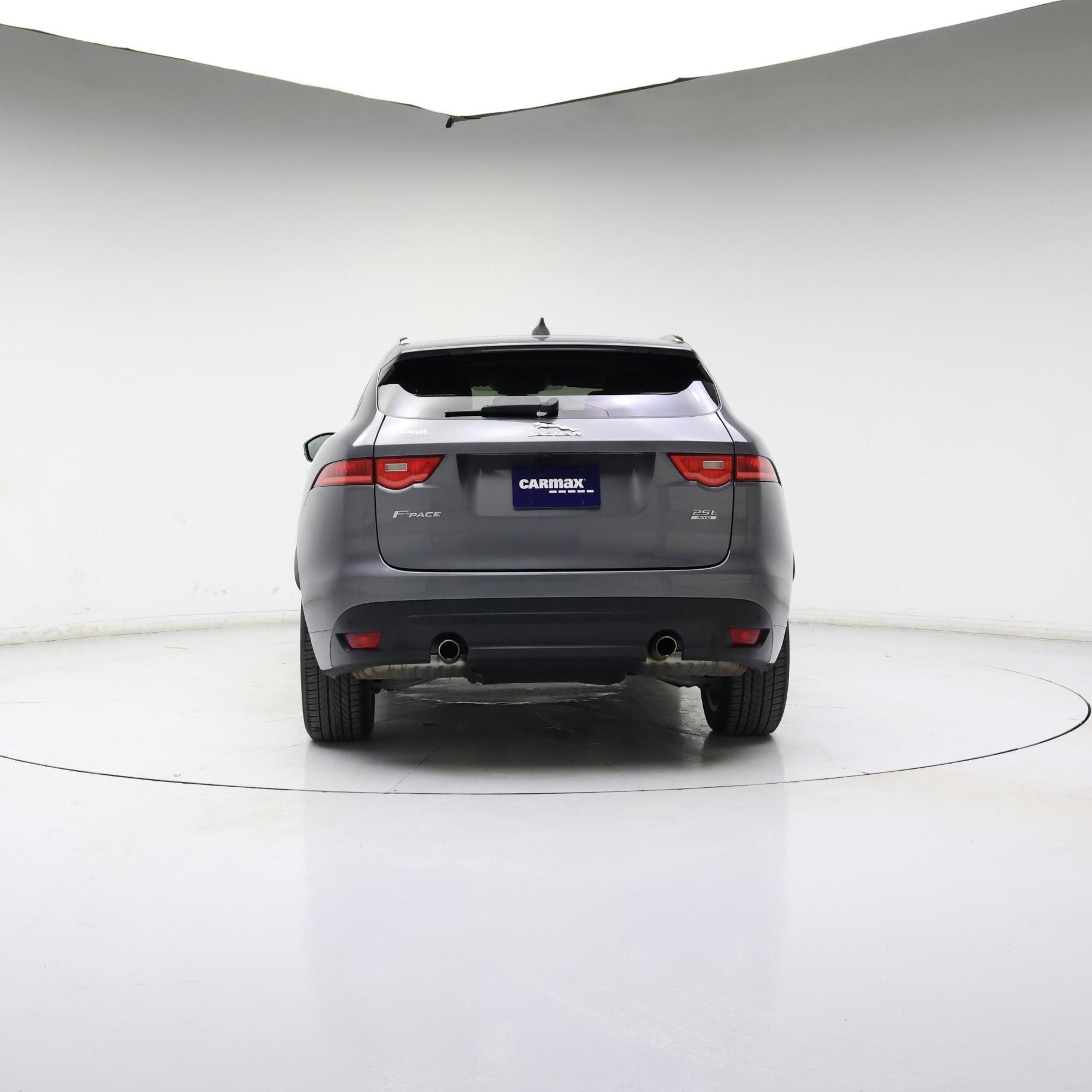 Thumbnail: 2018 Jaguar F-Pace - 6