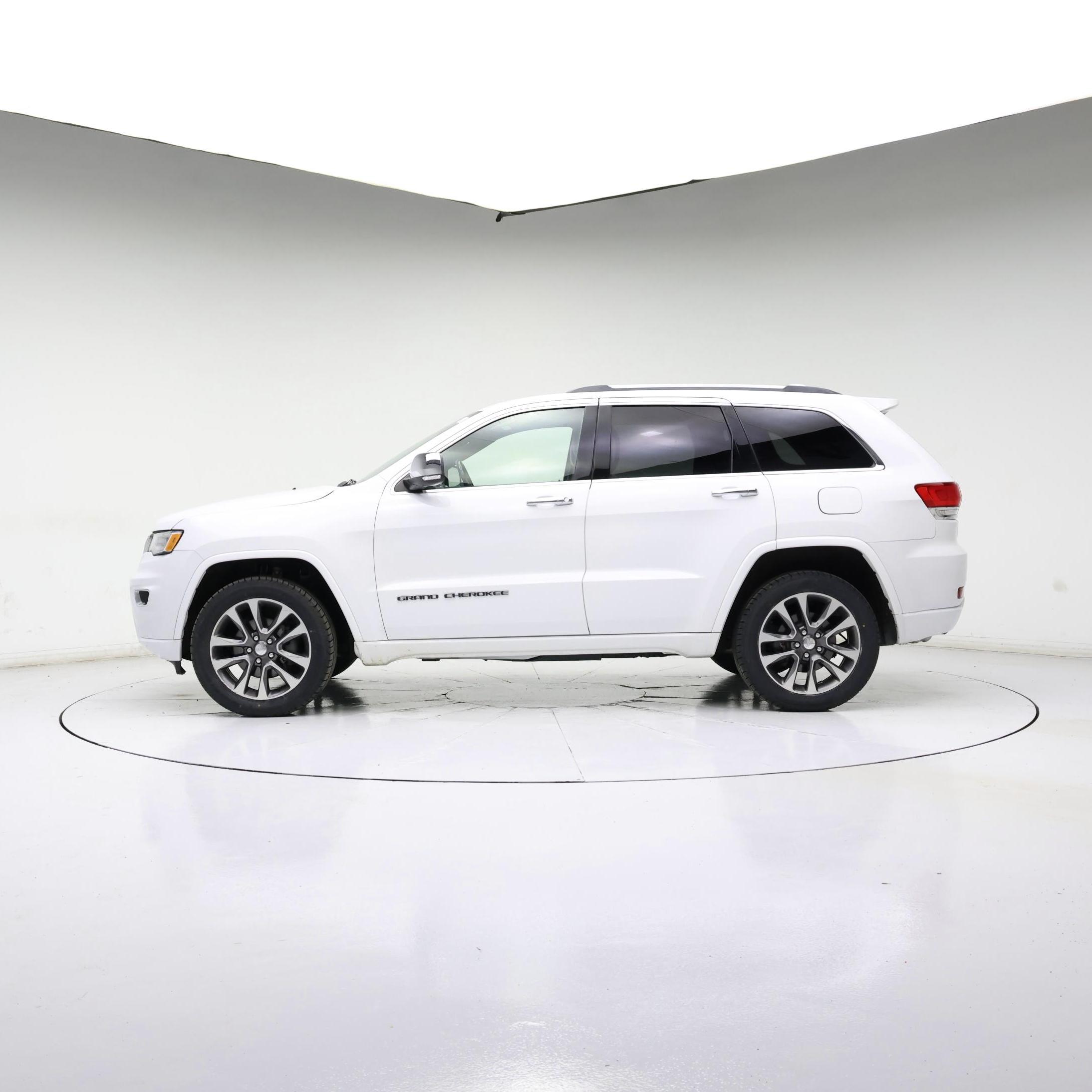 Thumbnail: 2018 Jeep Grand Cherokee - 3