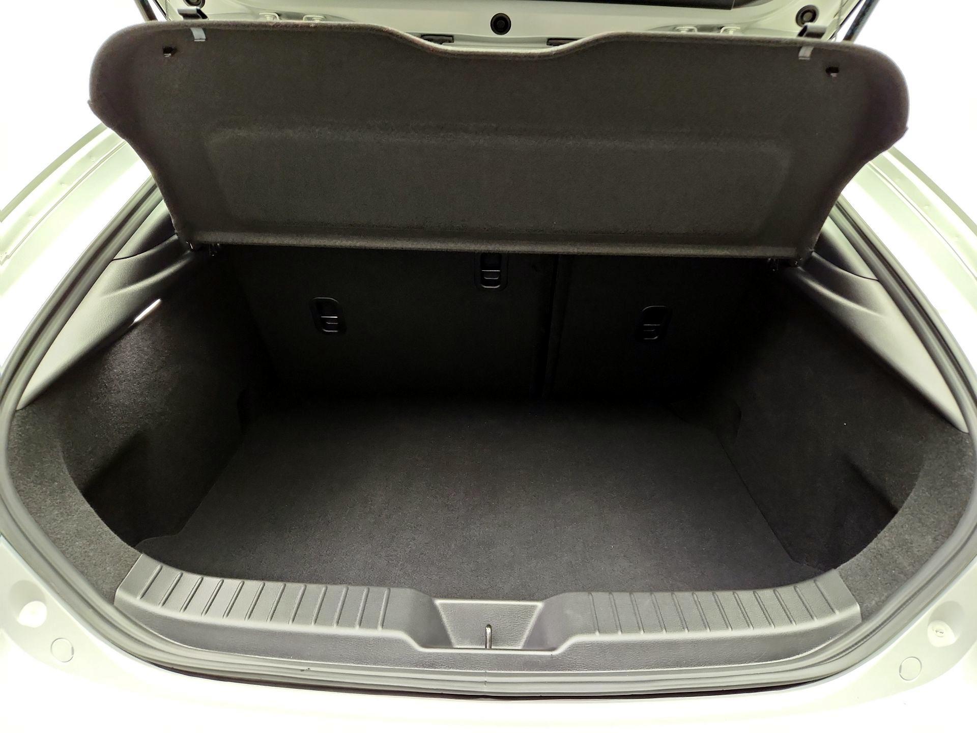 Thumbnail: 2025 Mazda Mazda3 - 20