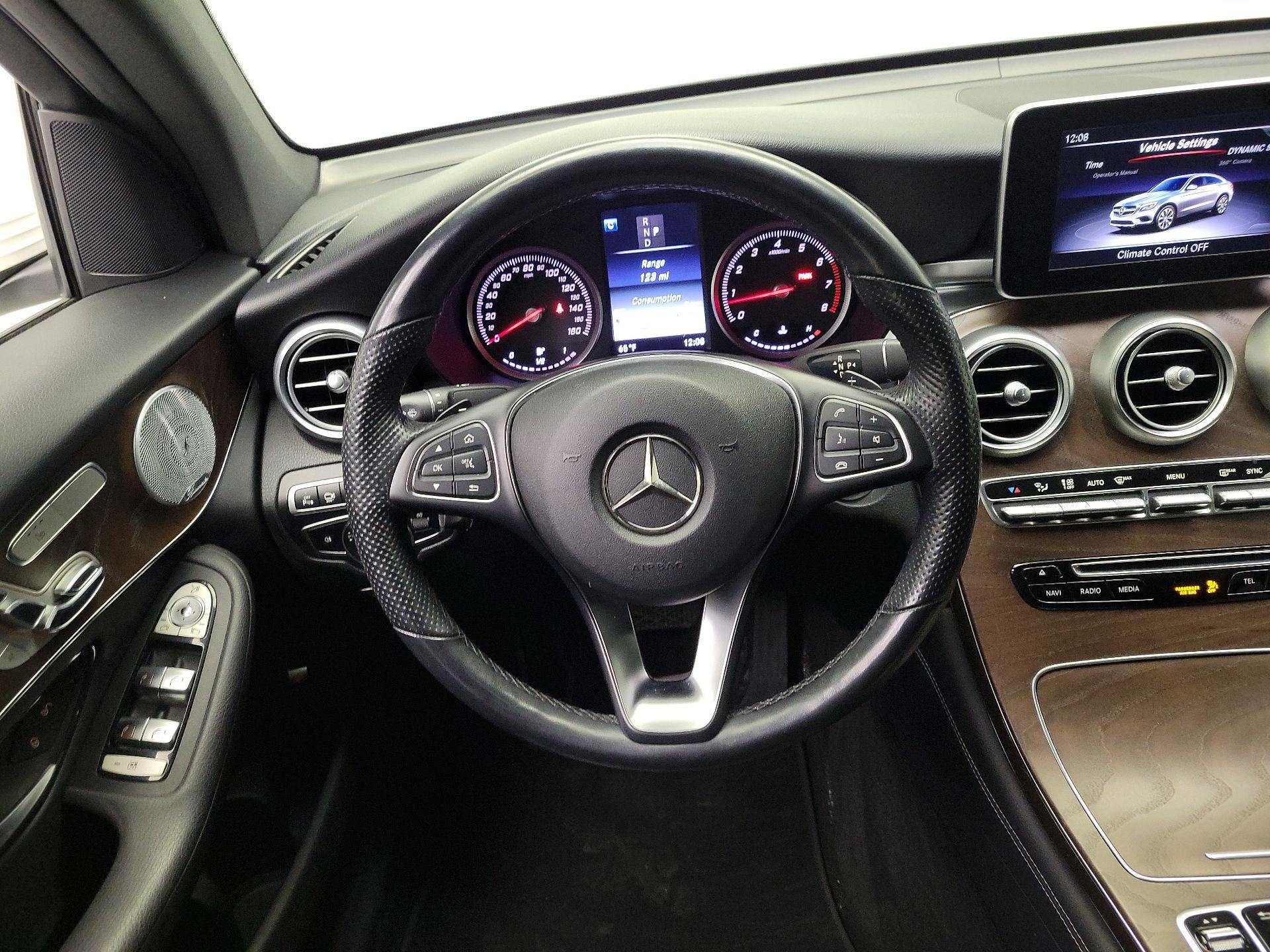 Thumbnail: 2019 Mercedes-Benz GLC - 10