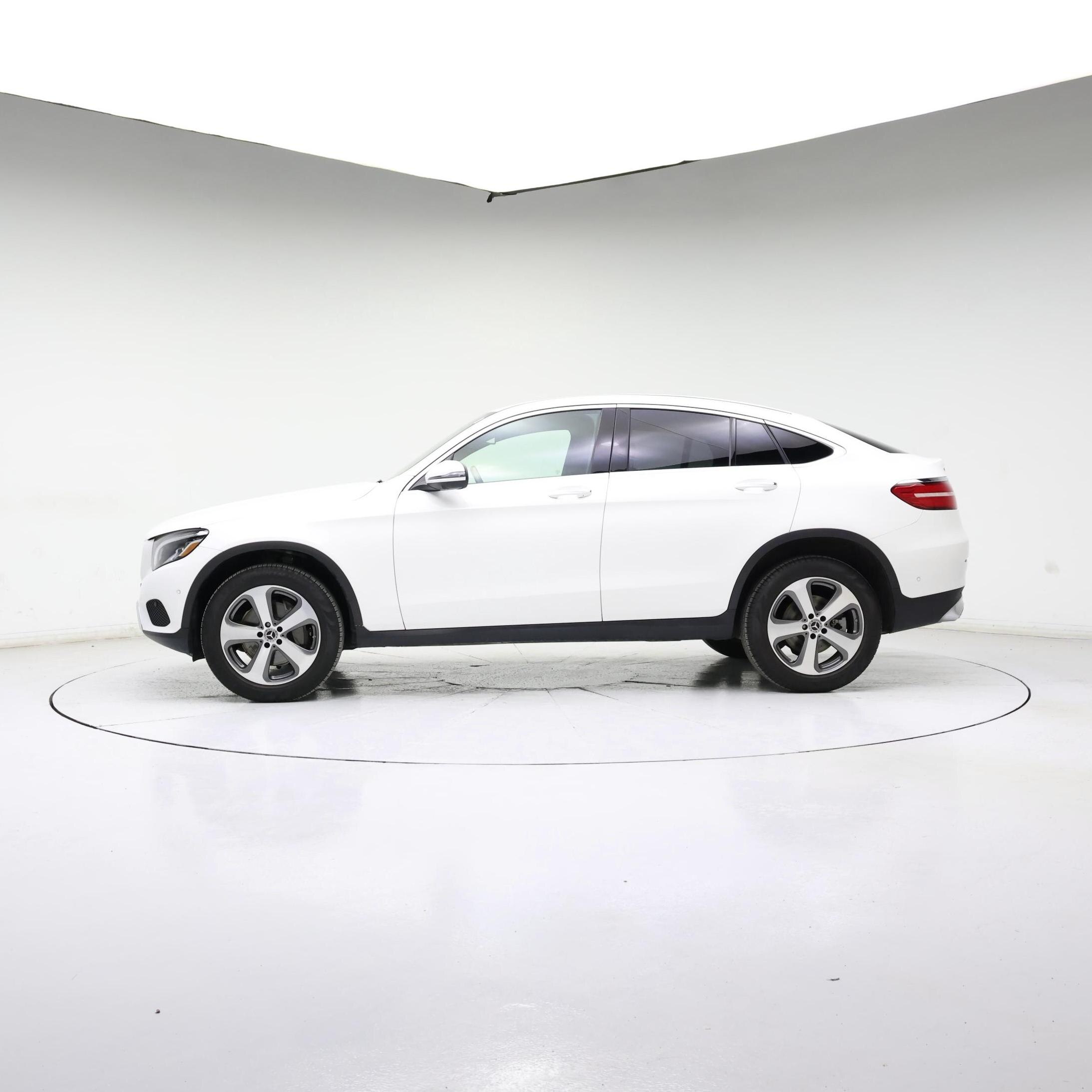 Thumbnail: 2019 Mercedes-Benz GLC - 3