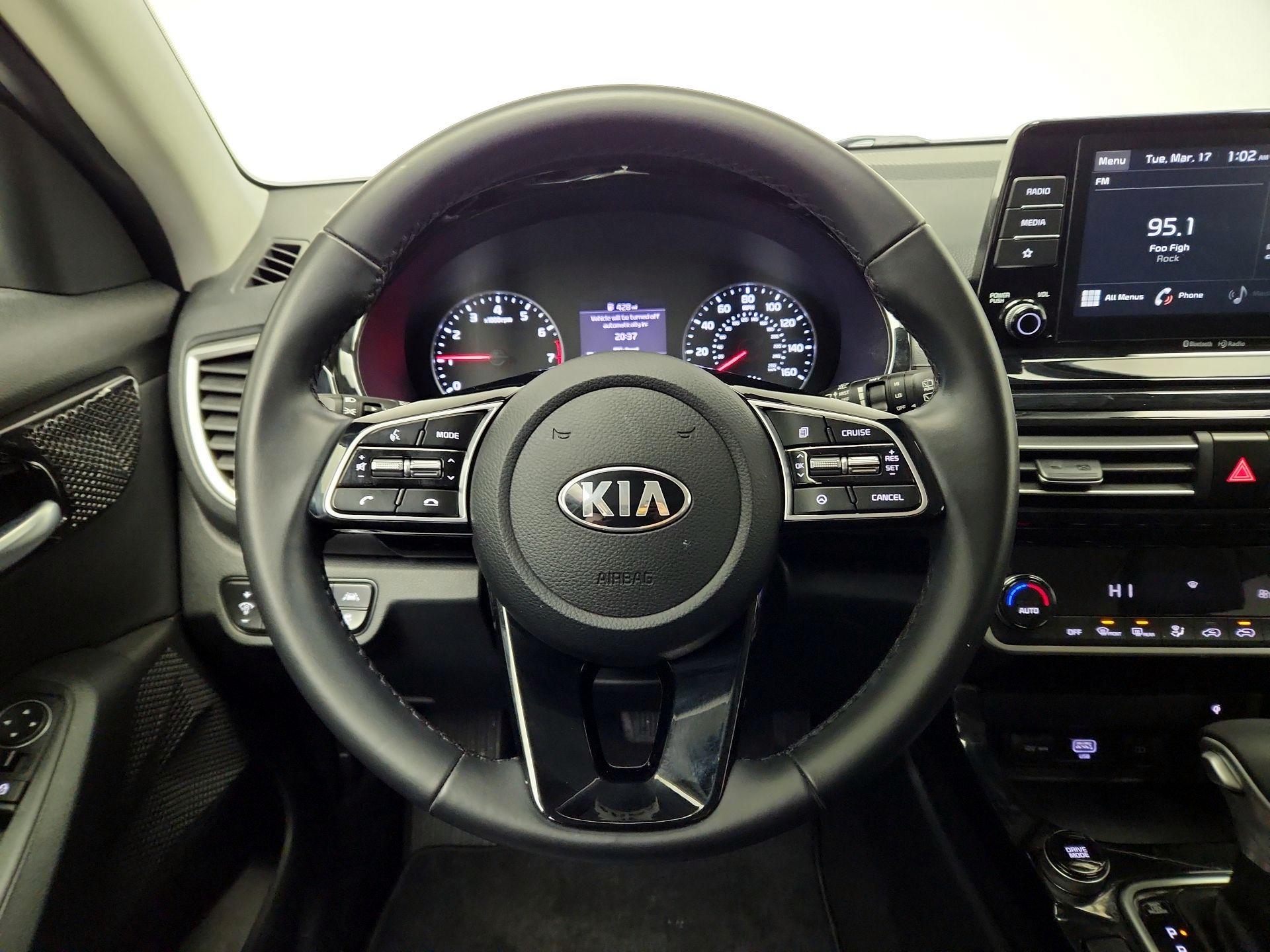 Thumbnail: 2021 Kia Seltos - 10