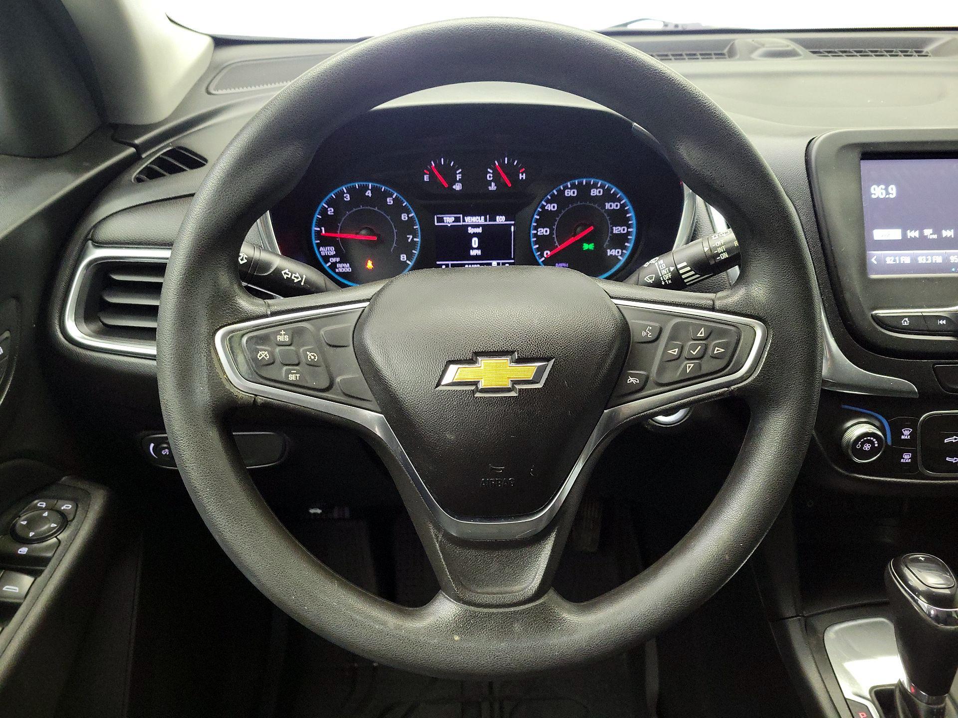 Thumbnail: 2018 Chevrolet Equinox - 10