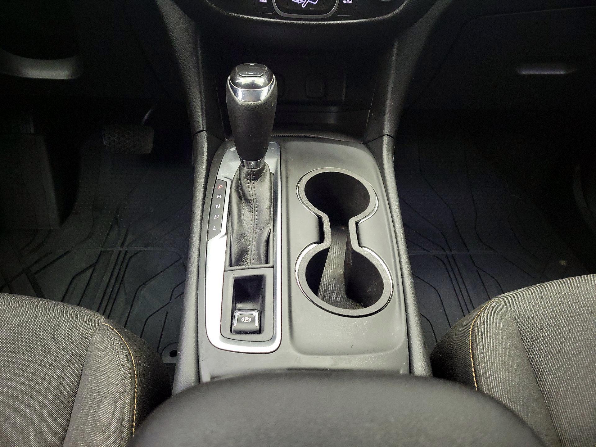 Thumbnail: 2018 Chevrolet Equinox - 17