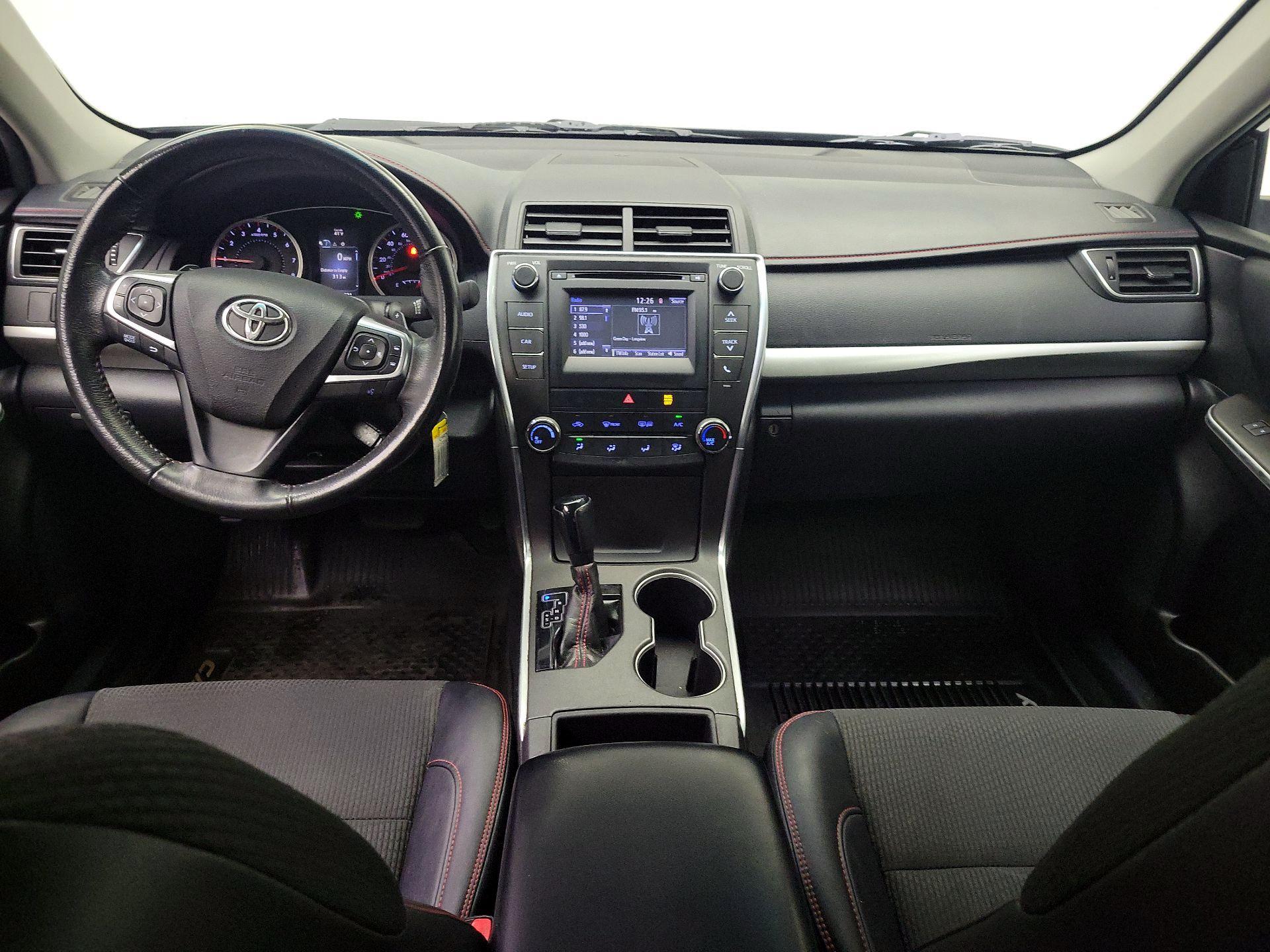 Thumbnail: 2017 Toyota Camry - 9