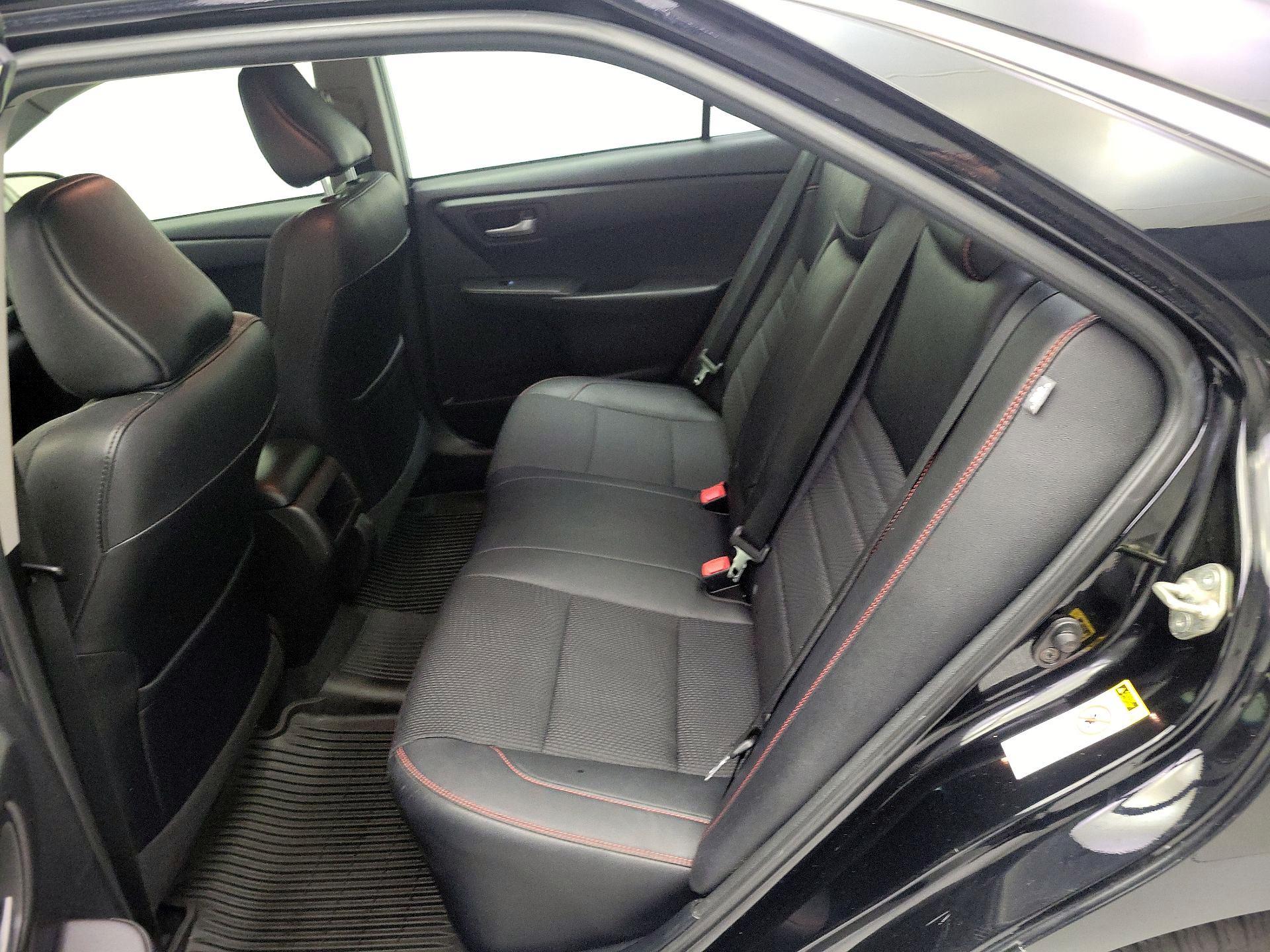 Thumbnail: 2017 Toyota Camry - 19