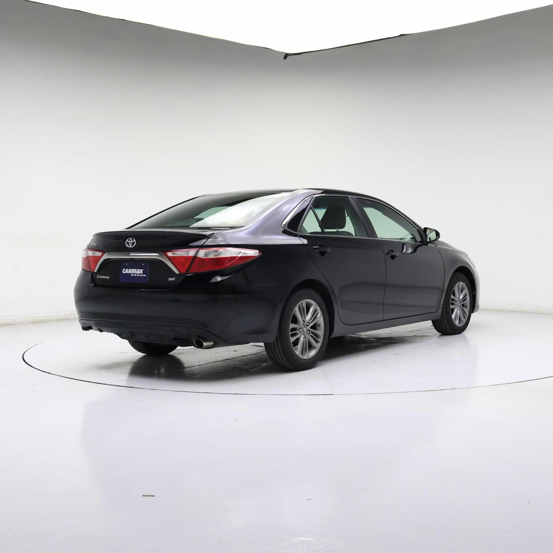 Thumbnail: 2017 Toyota Camry - 8