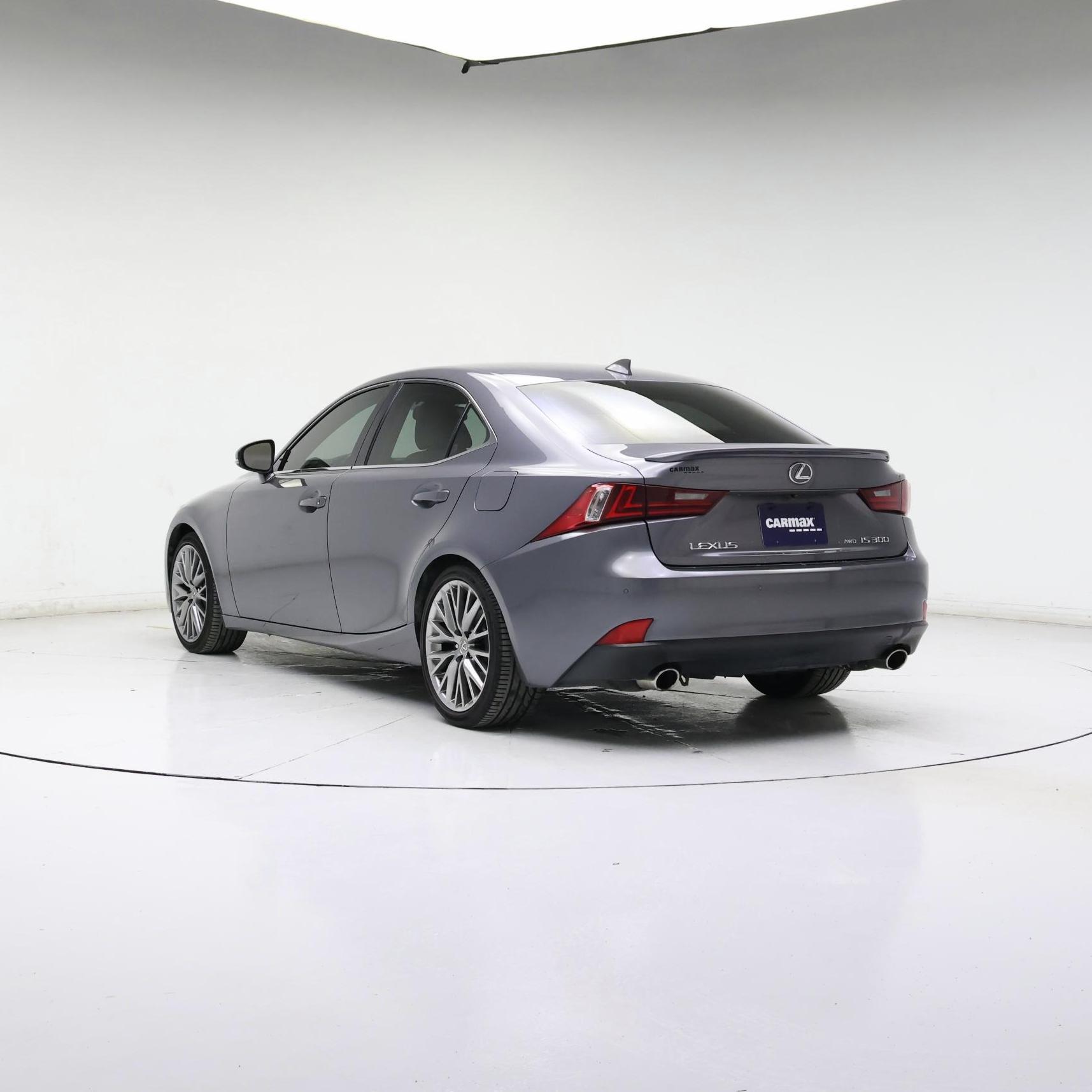 Thumbnail: 2016 Lexus IS - 2