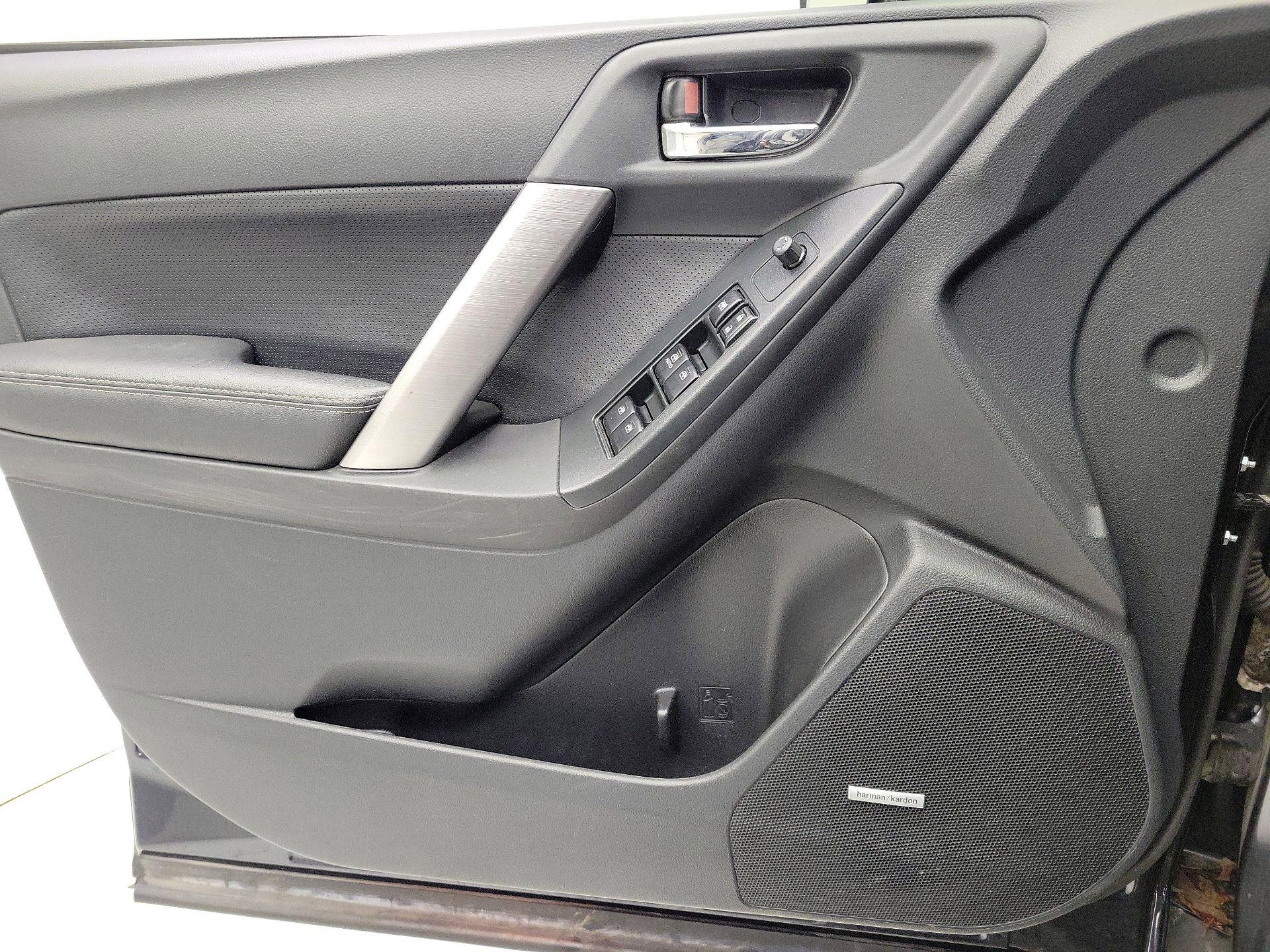 Thumbnail: 2015 Subaru Forester - 12