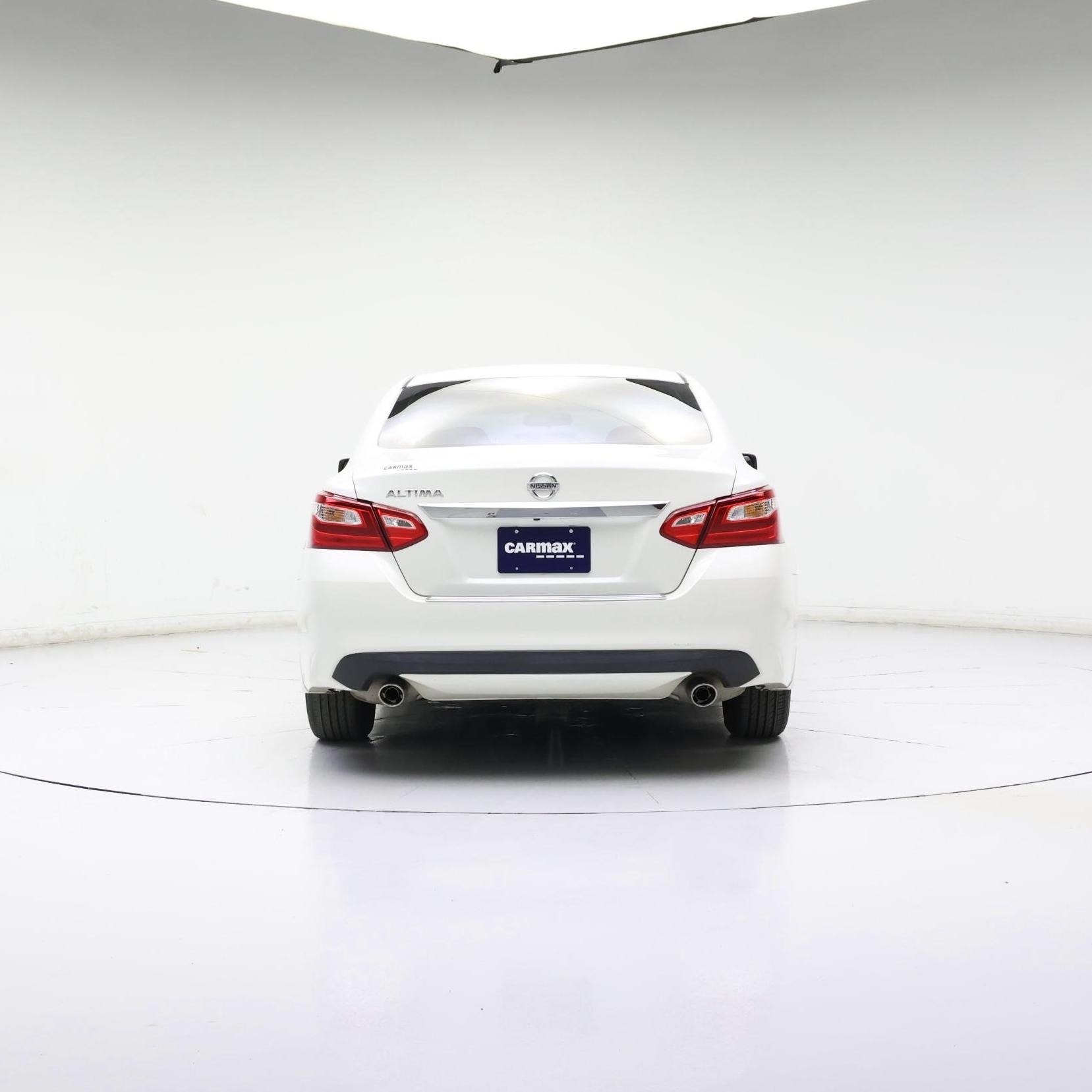 Thumbnail: 2016 Nissan Altima - 6