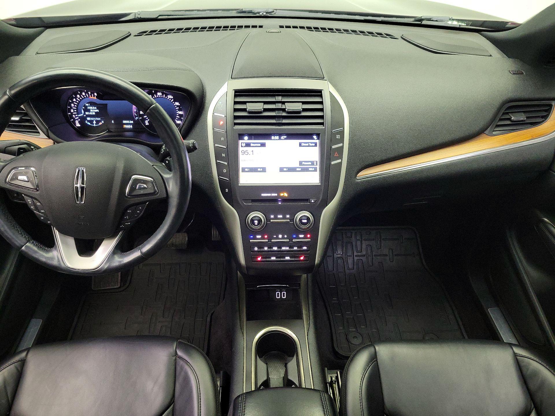 Thumbnail: 2017 Lincoln MKC - 9