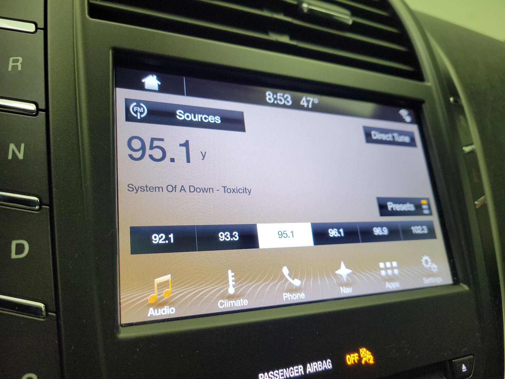 Thumbnail: 2017 Lincoln MKC - 16