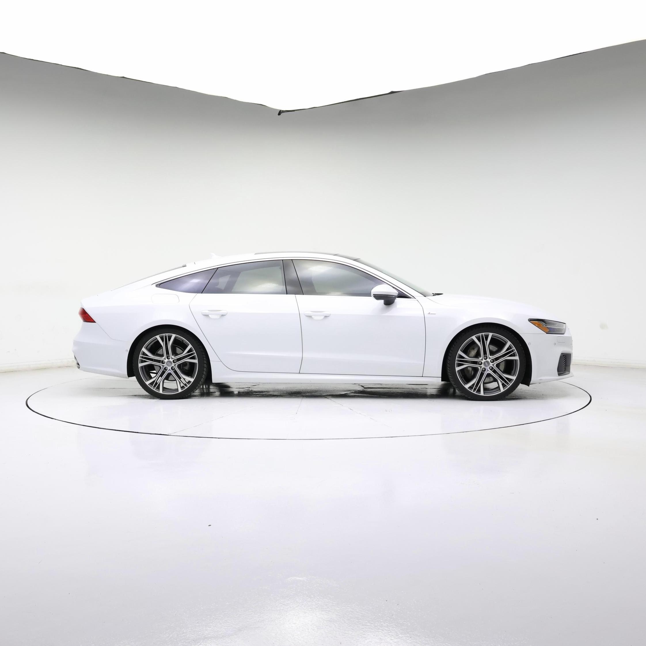 Thumbnail: 2019 Audi A7 - 7