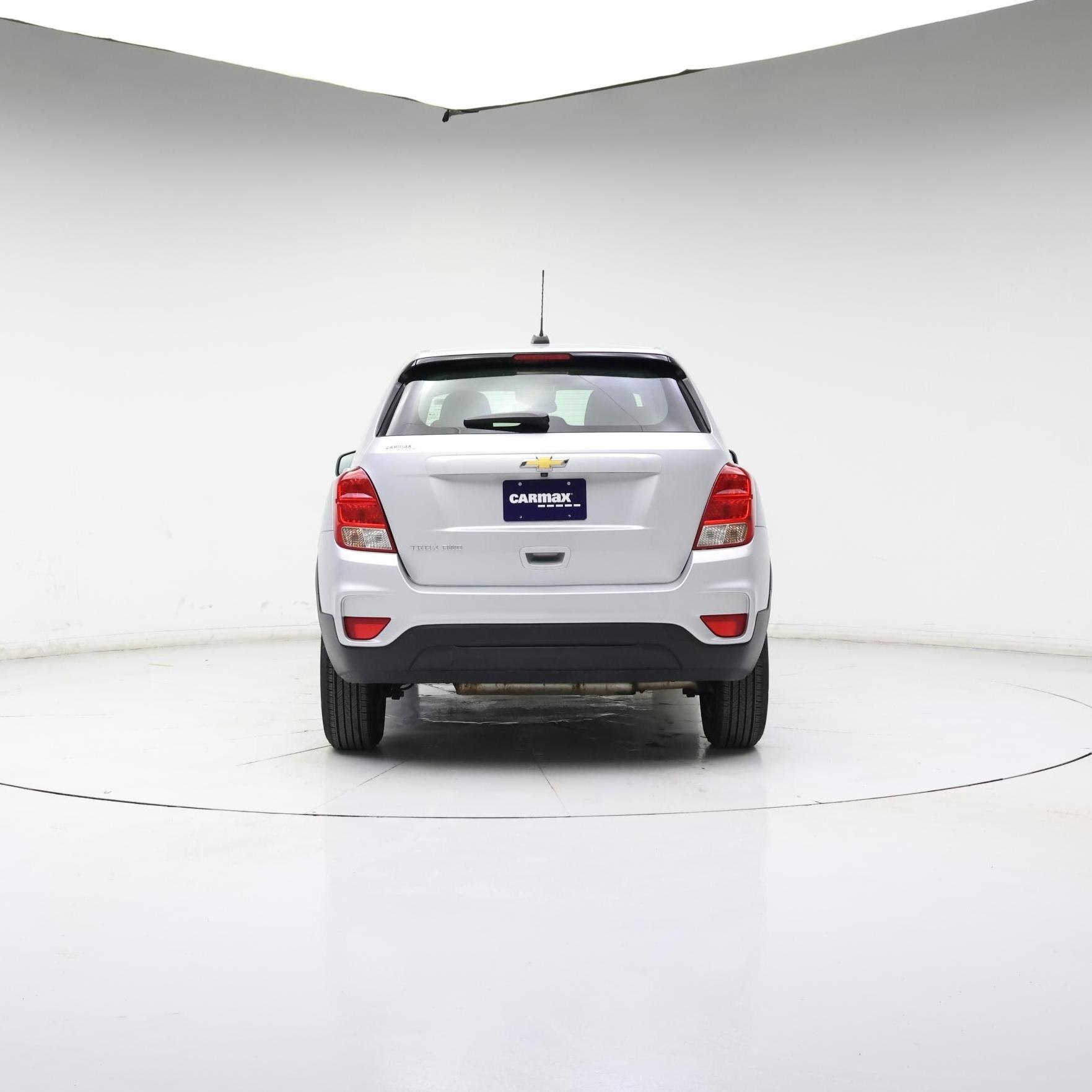 Thumbnail: 2017 Chevrolet Trax - 6