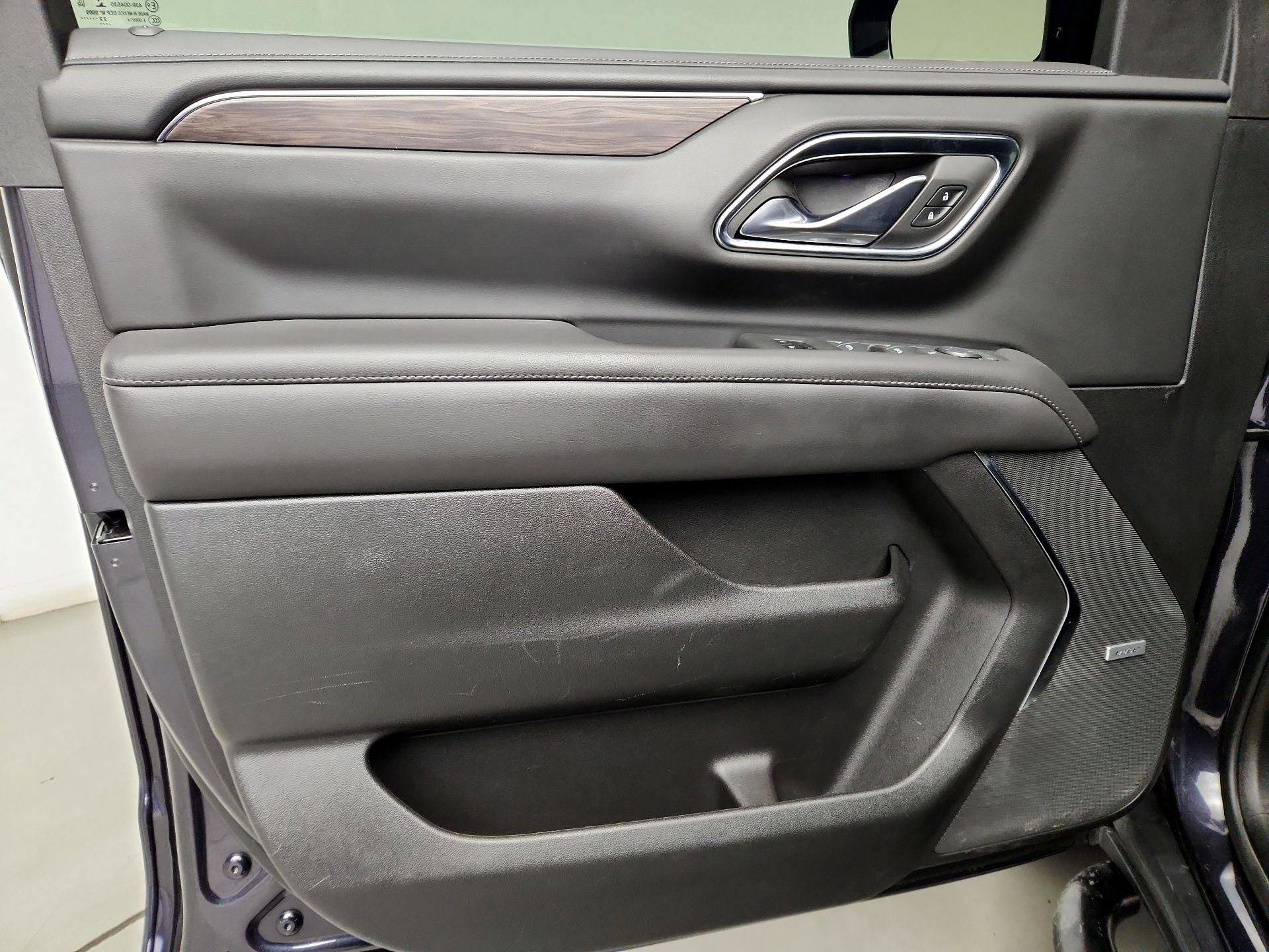 Thumbnail: 2023 Chevrolet Tahoe - 12