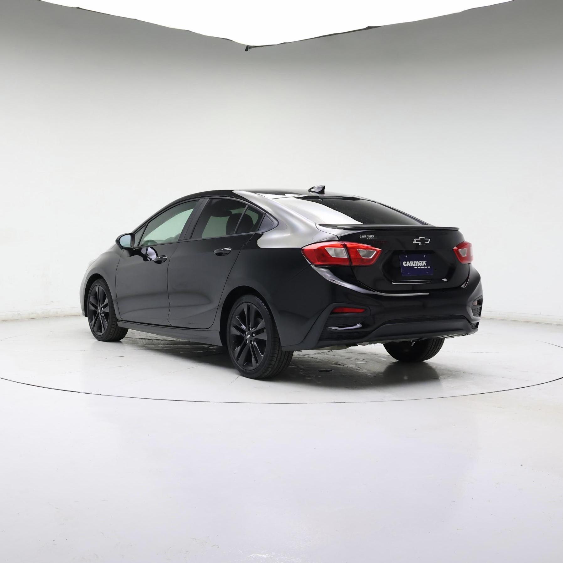 Thumbnail: 2017 Chevrolet Cruze - 2
