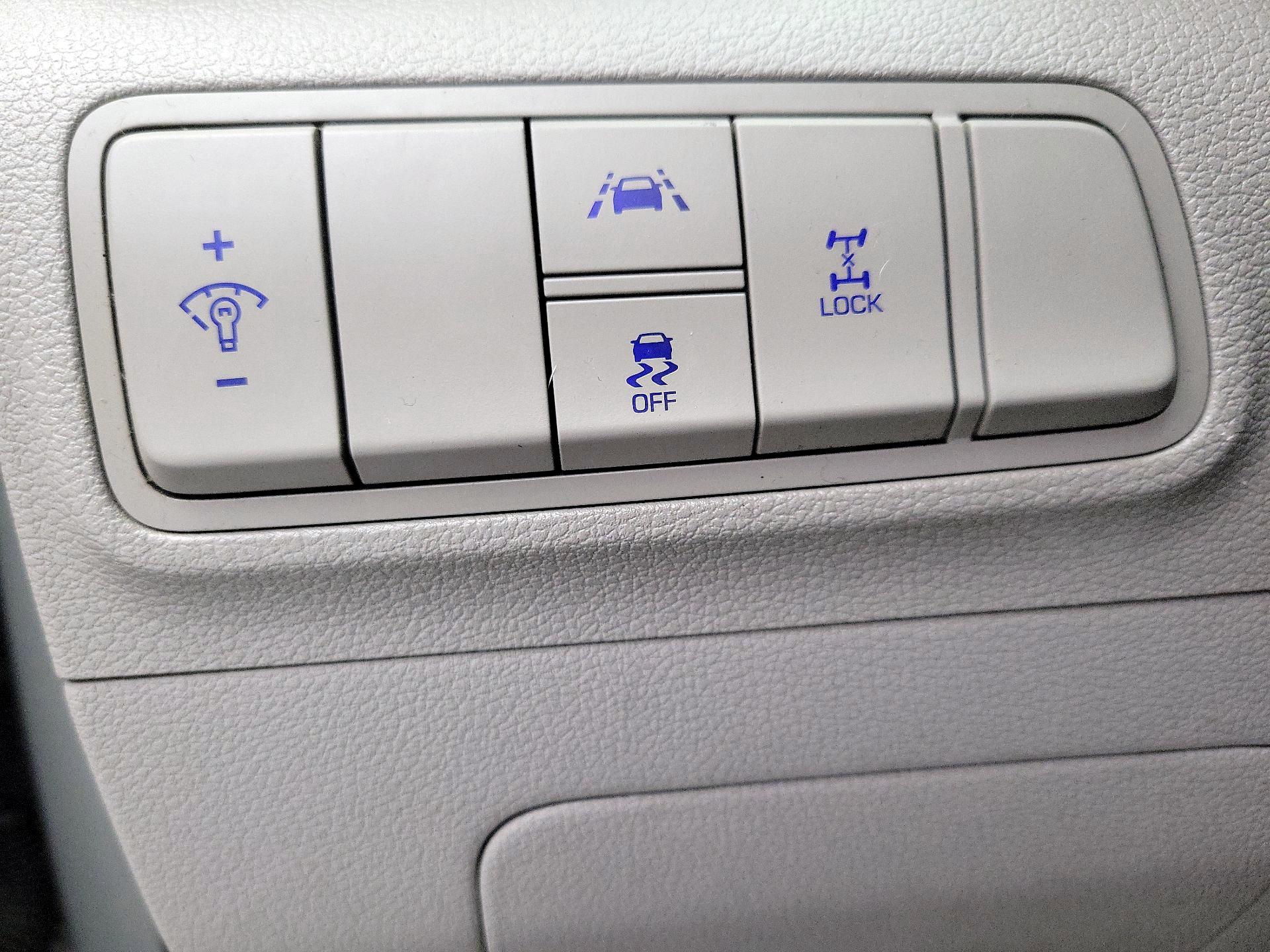 Thumbnail: 2019 Hyundai Tucson - 13