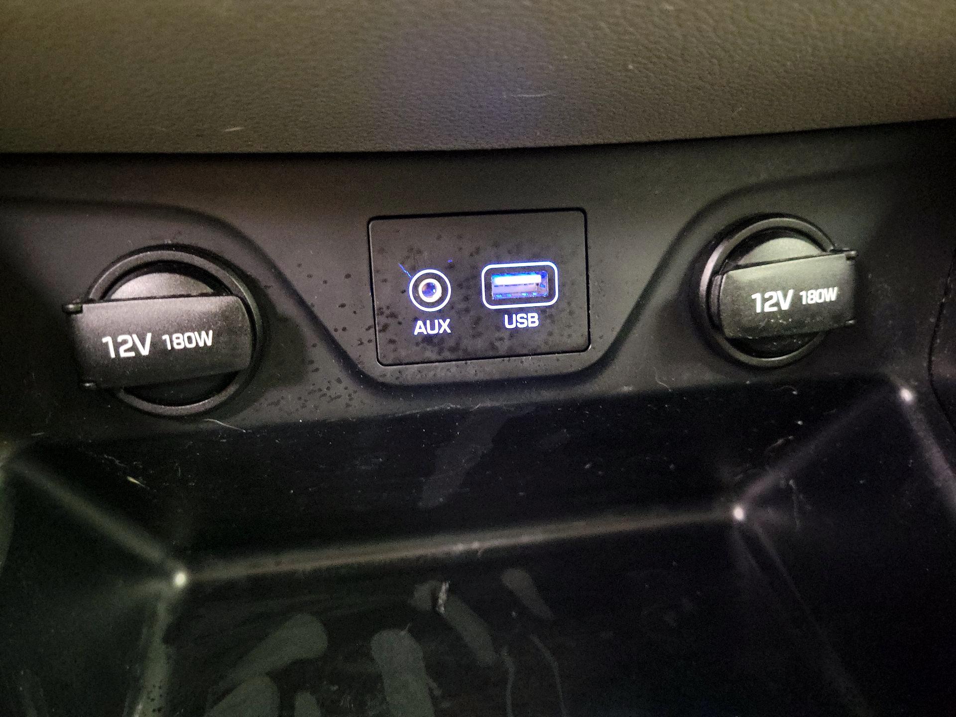 Thumbnail: 2019 Hyundai Tucson - 18