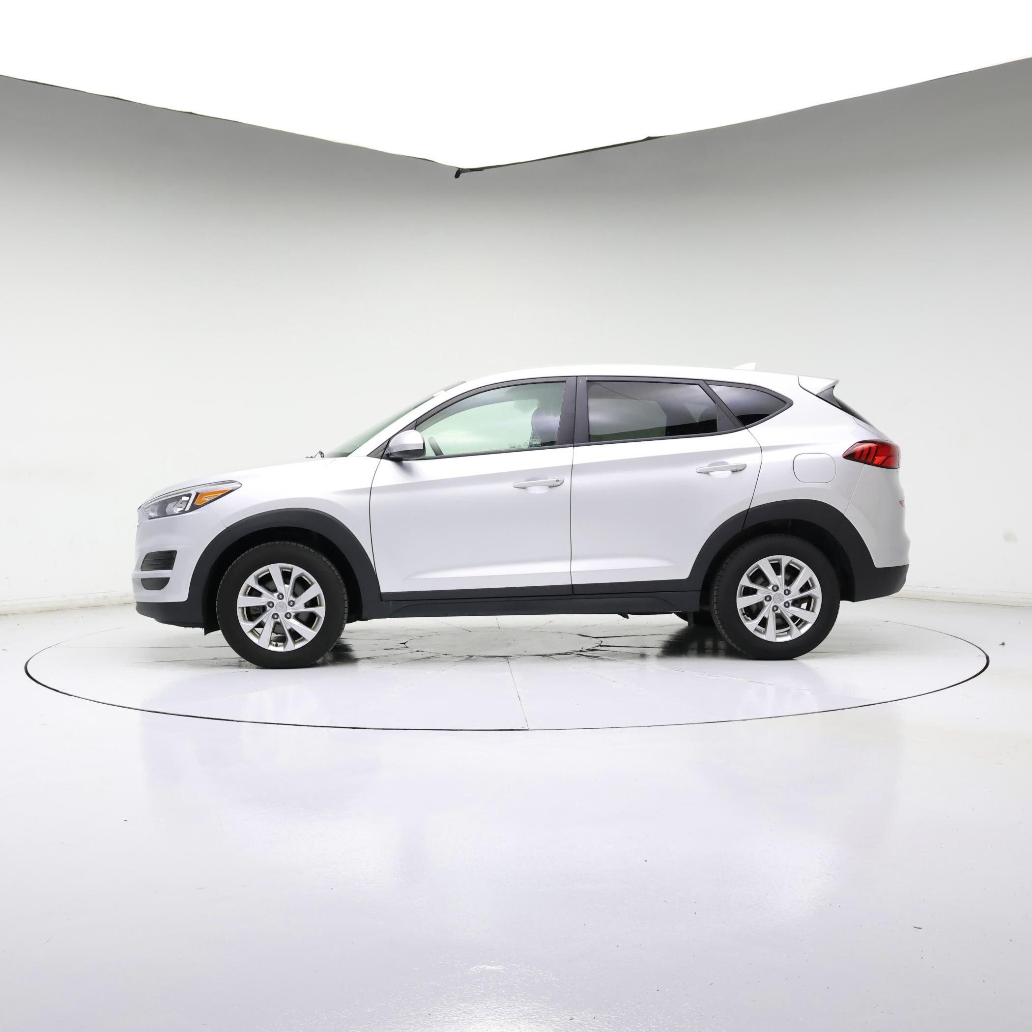 Thumbnail: 2019 Hyundai Tucson - 3