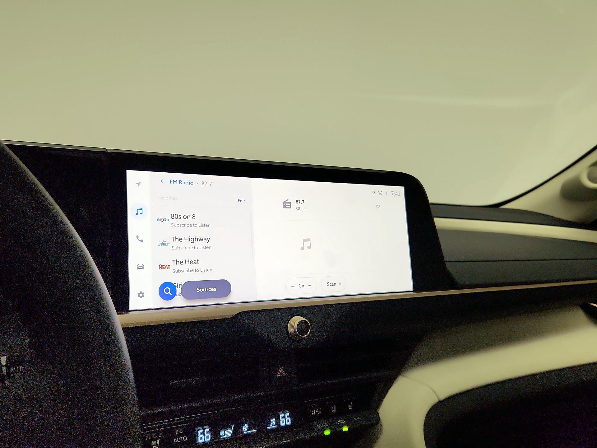 Thumbnail: 2024 Toyota Crown - 15