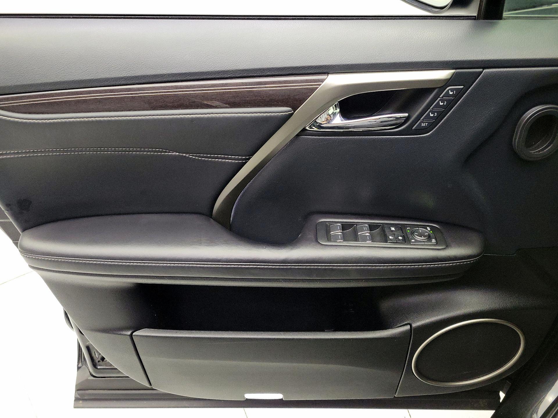 Thumbnail: 2018 Lexus RX - 12