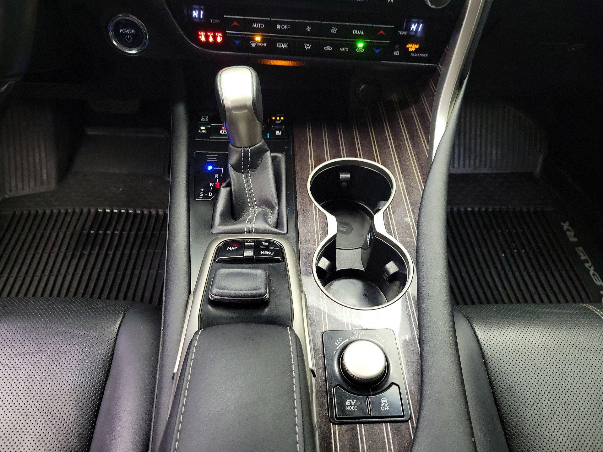 Thumbnail: 2018 Lexus RX - 18