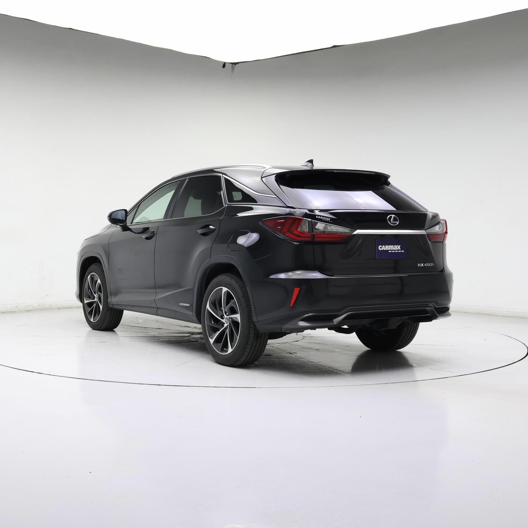 Thumbnail: 2018 Lexus RX - 2