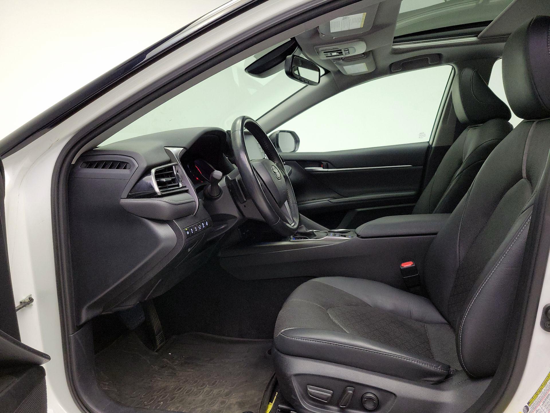 Thumbnail: 2023 Toyota Camry - 11