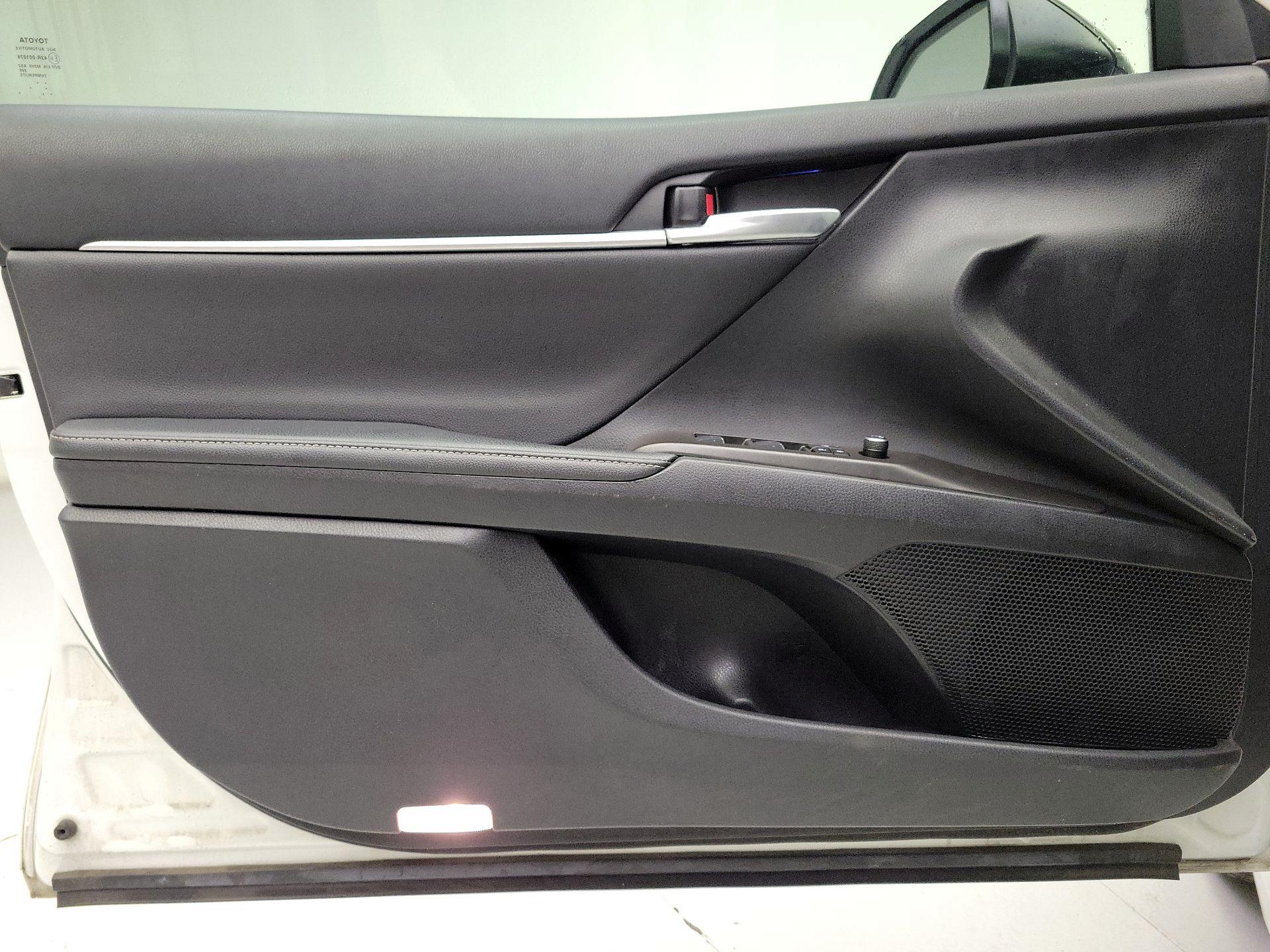 Thumbnail: 2023 Toyota Camry - 12